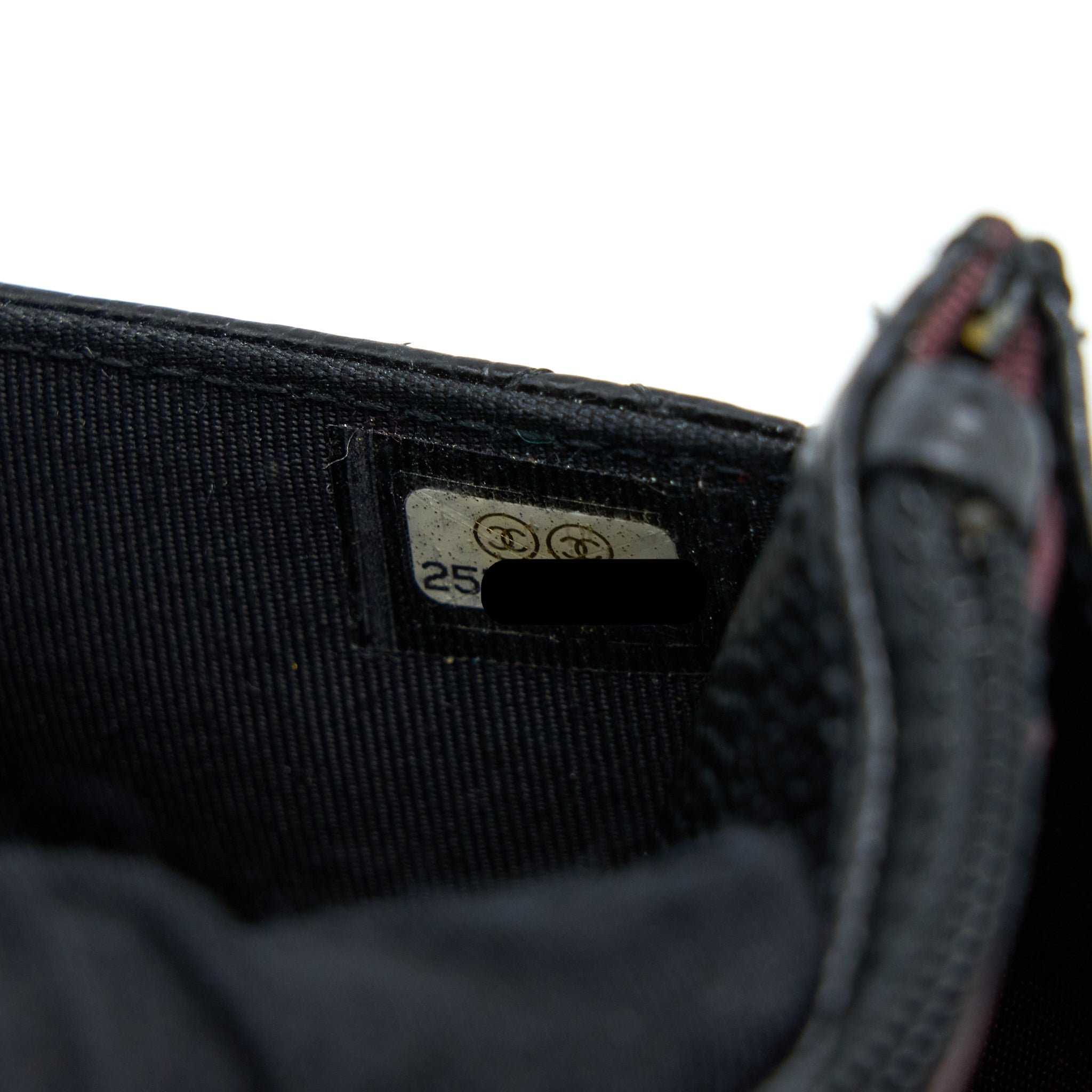 CHANEL CLASSIC WALLET ON CHAIN CAVIAR BLACK GHW
