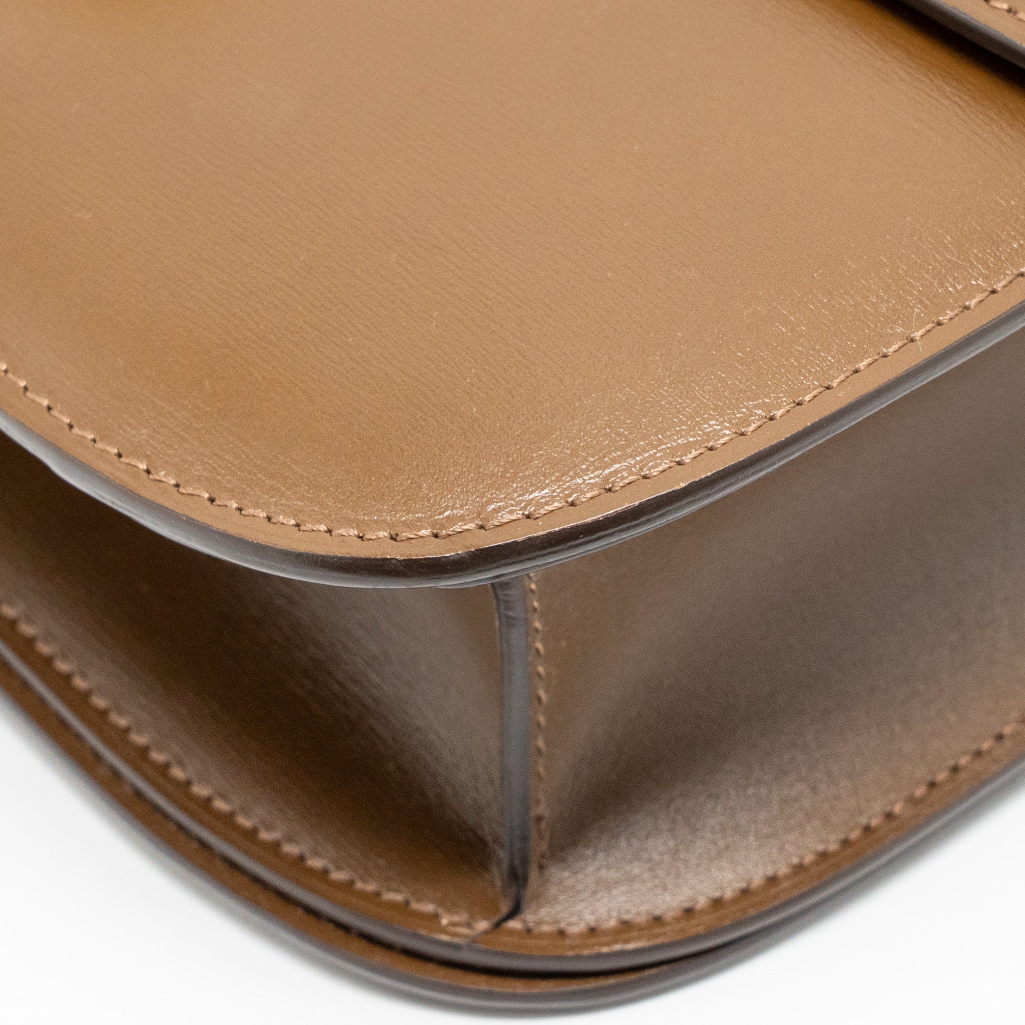 CELINE MEDIUM CLASSIC BOX BAG CALFSKIN CAMEL GHW