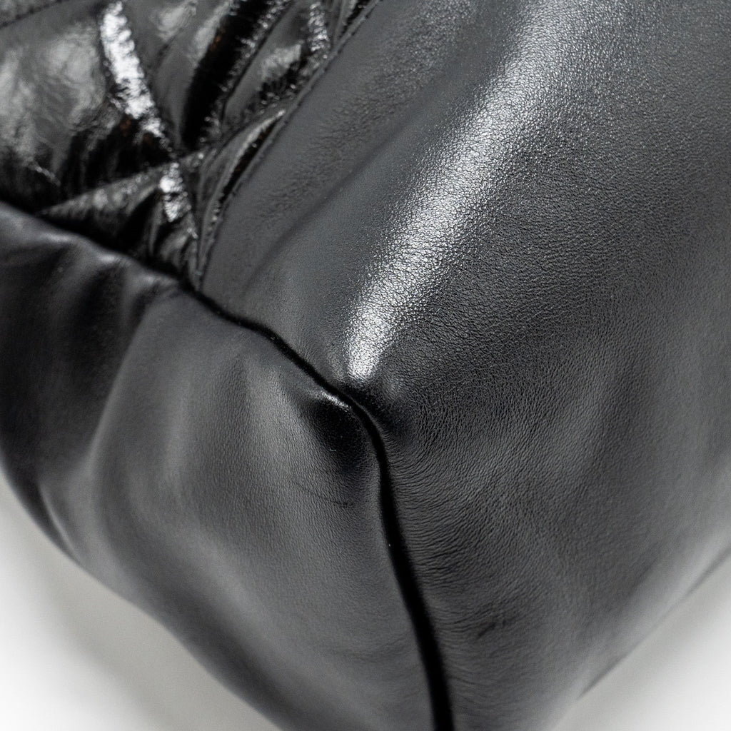 CHANEL 31 BAG CALFSKIN BLACK SHW