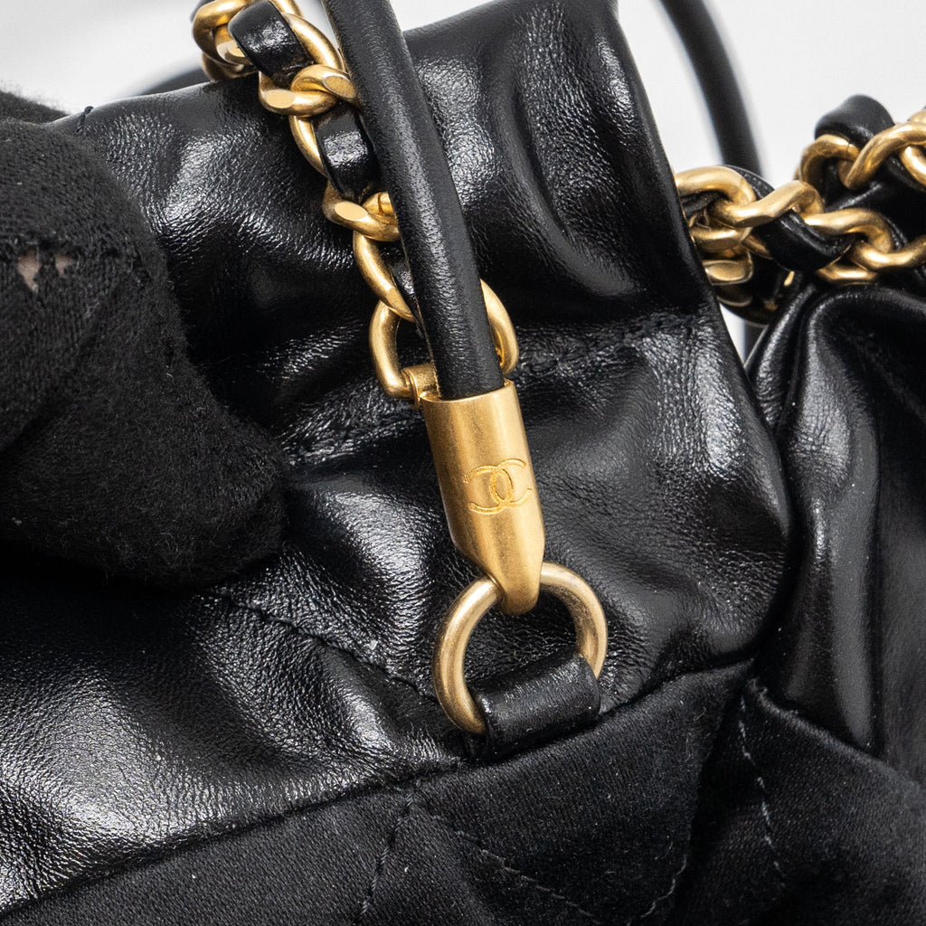 CHANEL MINI 22 BAG SHINY CALFSKIN BLACK GHW(MICROCHIP)