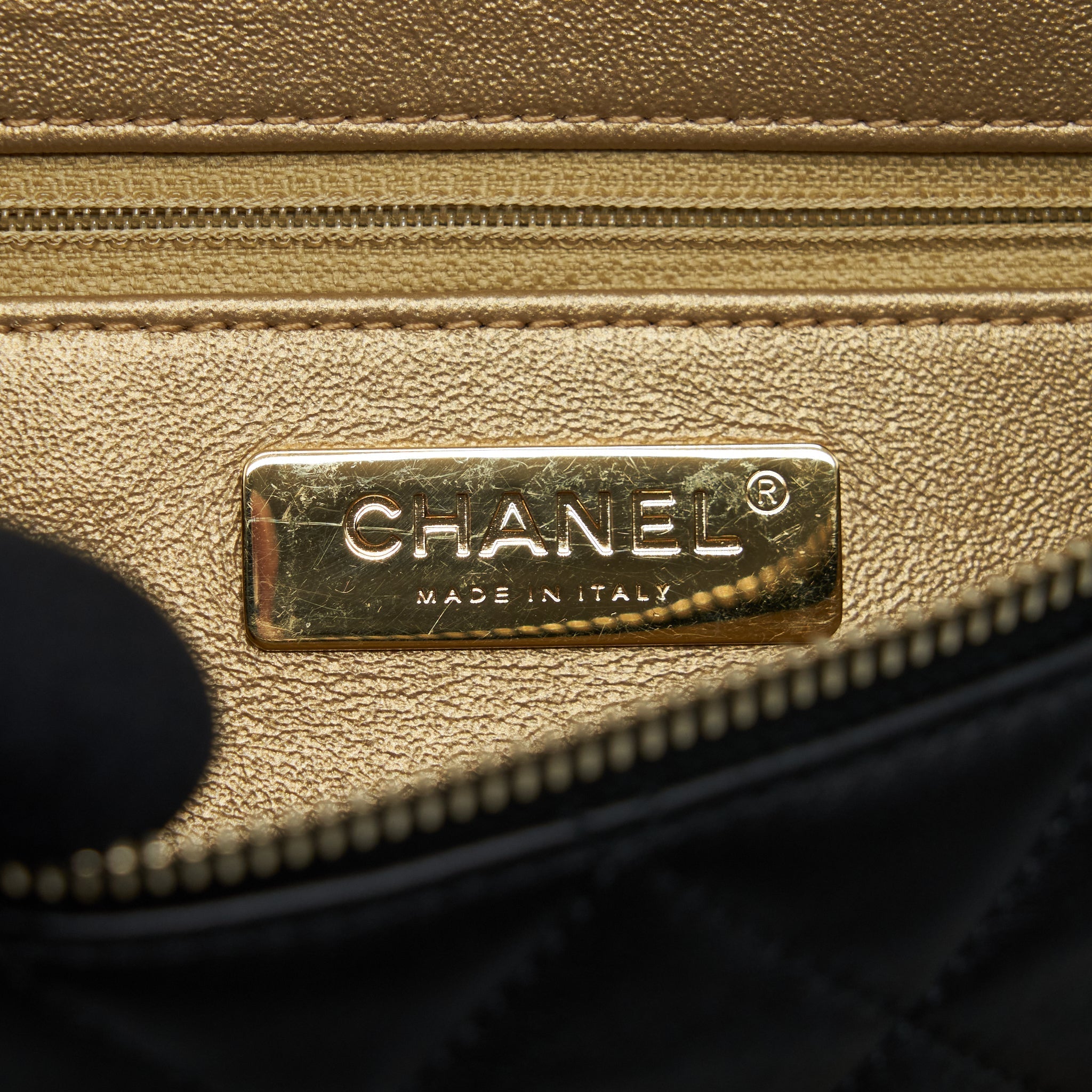 CHANEL ALL ABOUT CHAINS WAIST BAG CALFSKIN BLACK GHW