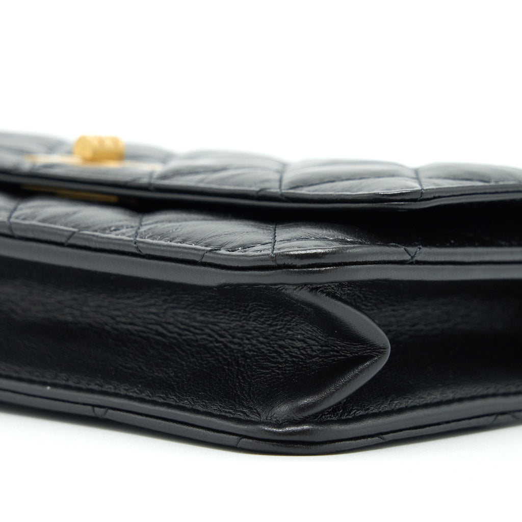 CHANEL 2.55 REISSUE WALLET ON CHAIN AGED CALFSKIN BLACK GHW (MICROCHIP)