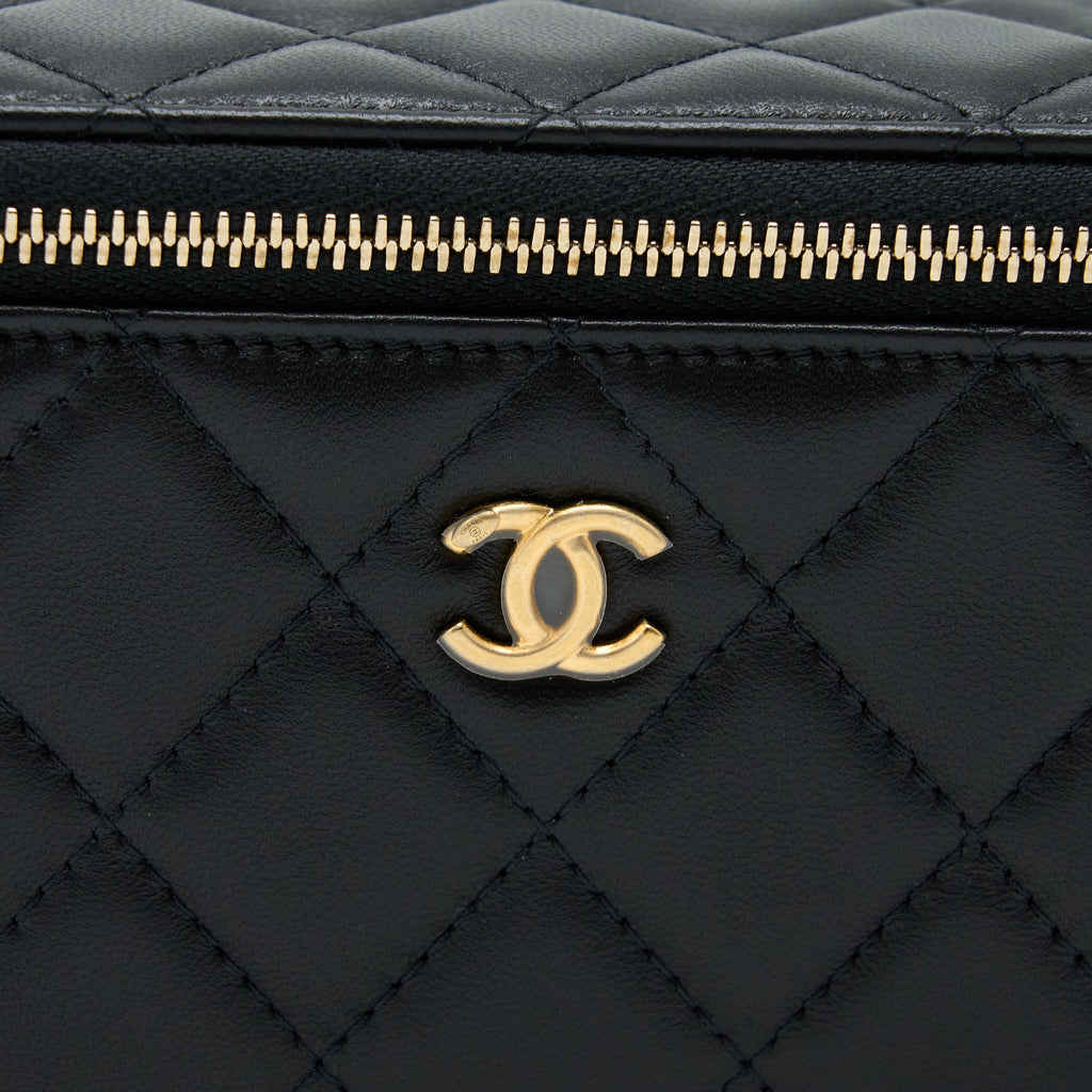 CHANEL 22B PEARL CRUSH LONG VANITY WITH CHAIN LAMBSKIN BLACK GHW (MICROCHIP)