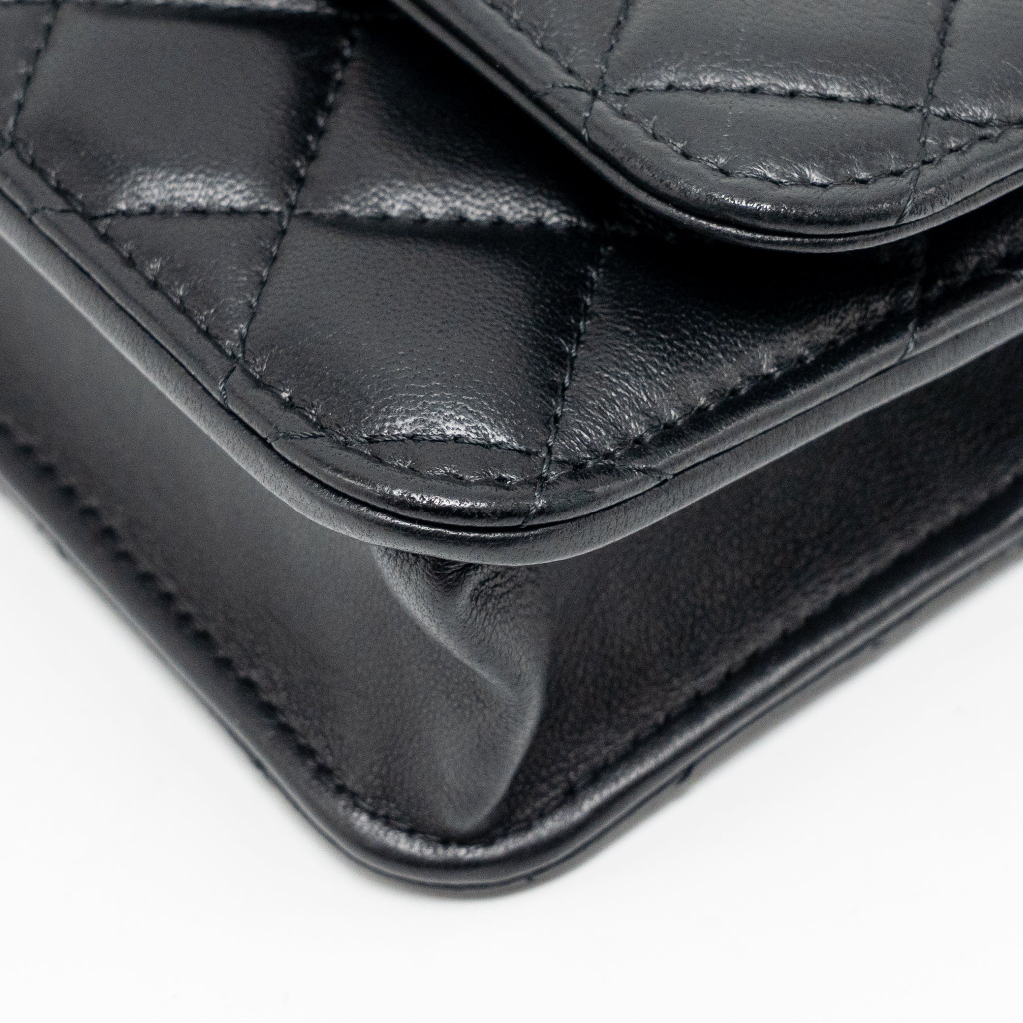 CHANEL PEARL CRUSH MINI WALLET ON CHAIN LAMBSKIN BLACK GHW (MICROCHIP)