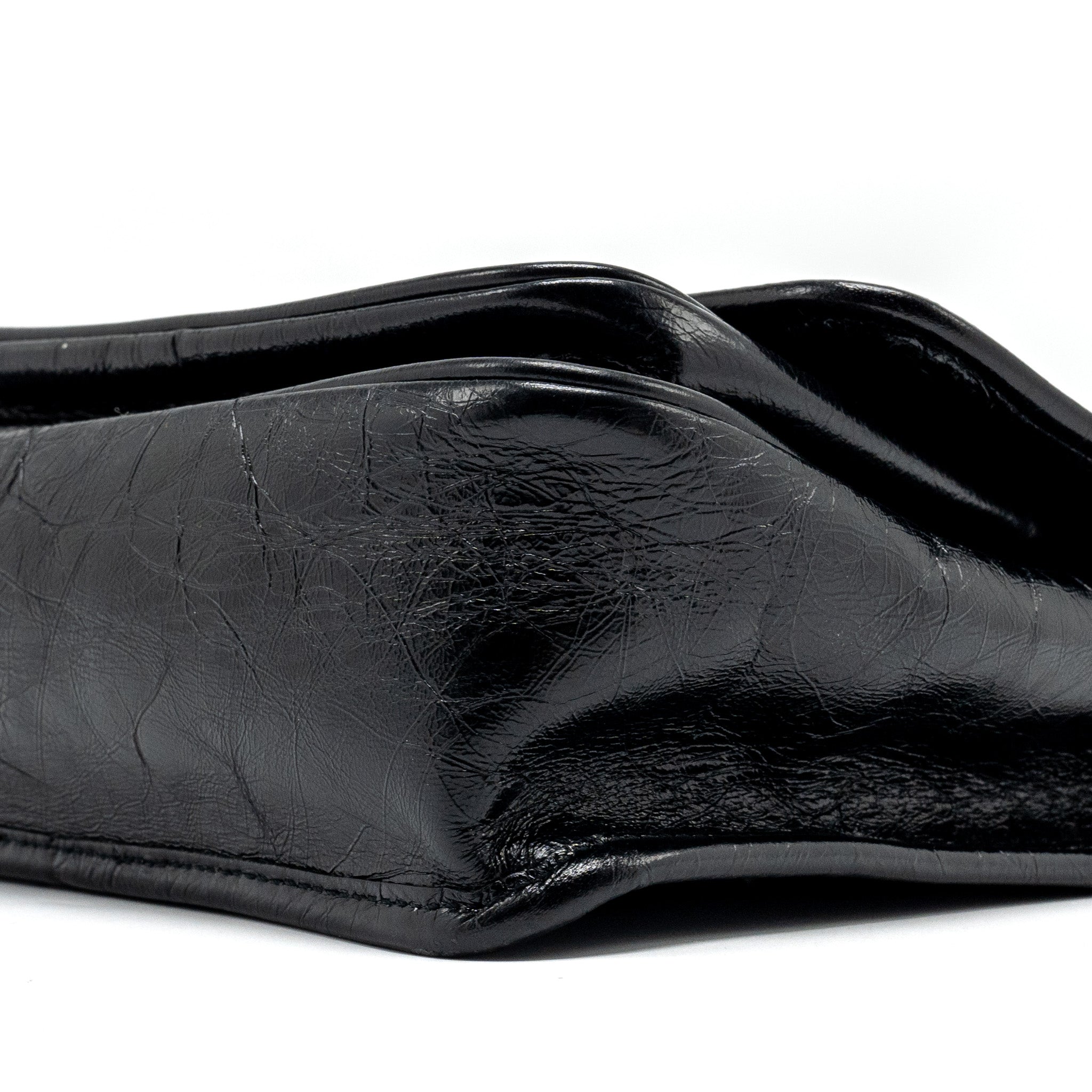 SAINT LAURENT BABY NIKI LEATHER BLACK SHW