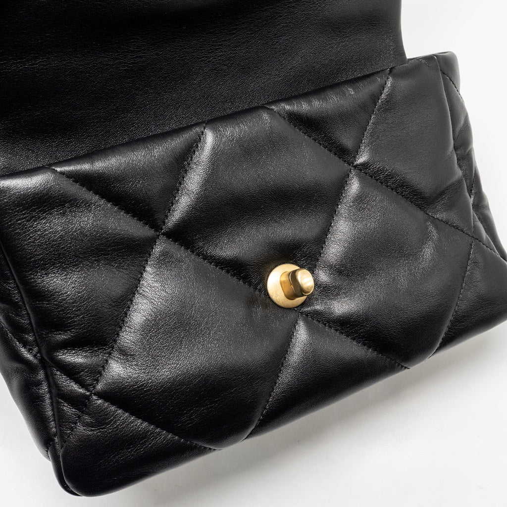 CHANEL SMALL 19 BAG GOATSKIN BLACK MULTICOLOR HARDWARE