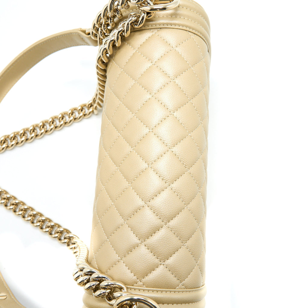 CHANEL MEDIUM BOY CAVIAR GOLD LGHW