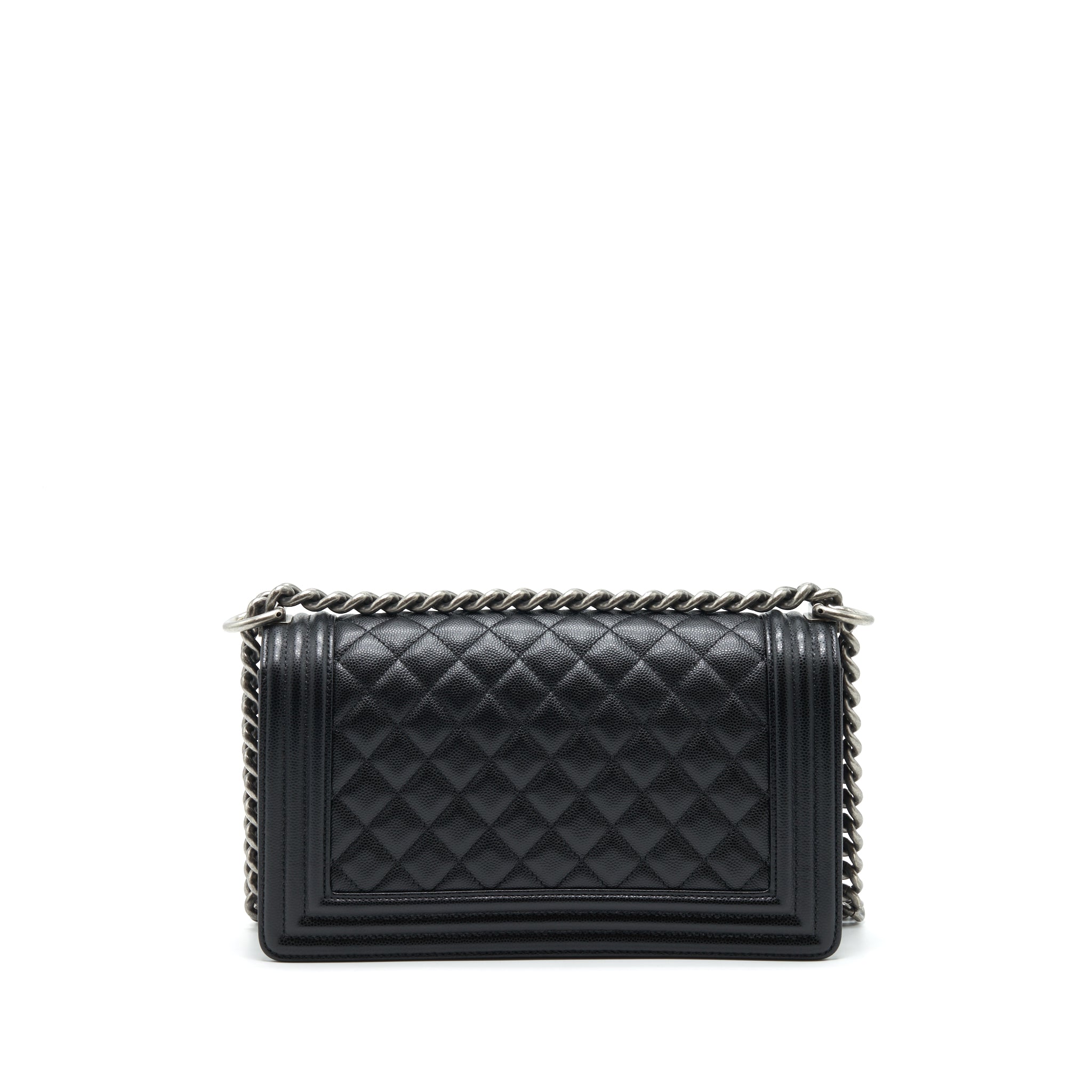 CHANEL LEBOY / BOY BAG MEDIUM CAVIAR BLACK RUTHENIUM SLIVER HARDWARE