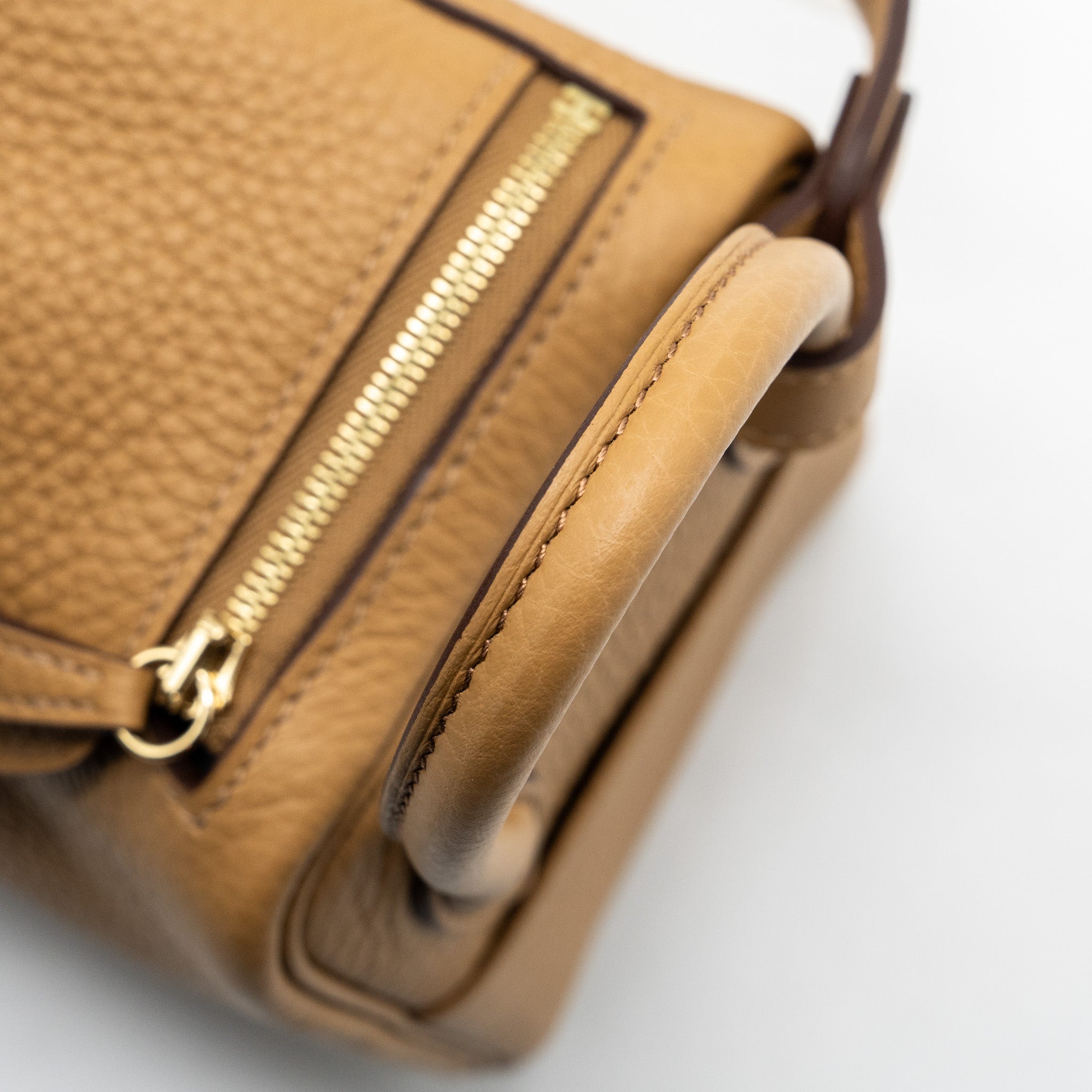 HERMES MINI LINDY CLEMENCE BISCUIT GHW