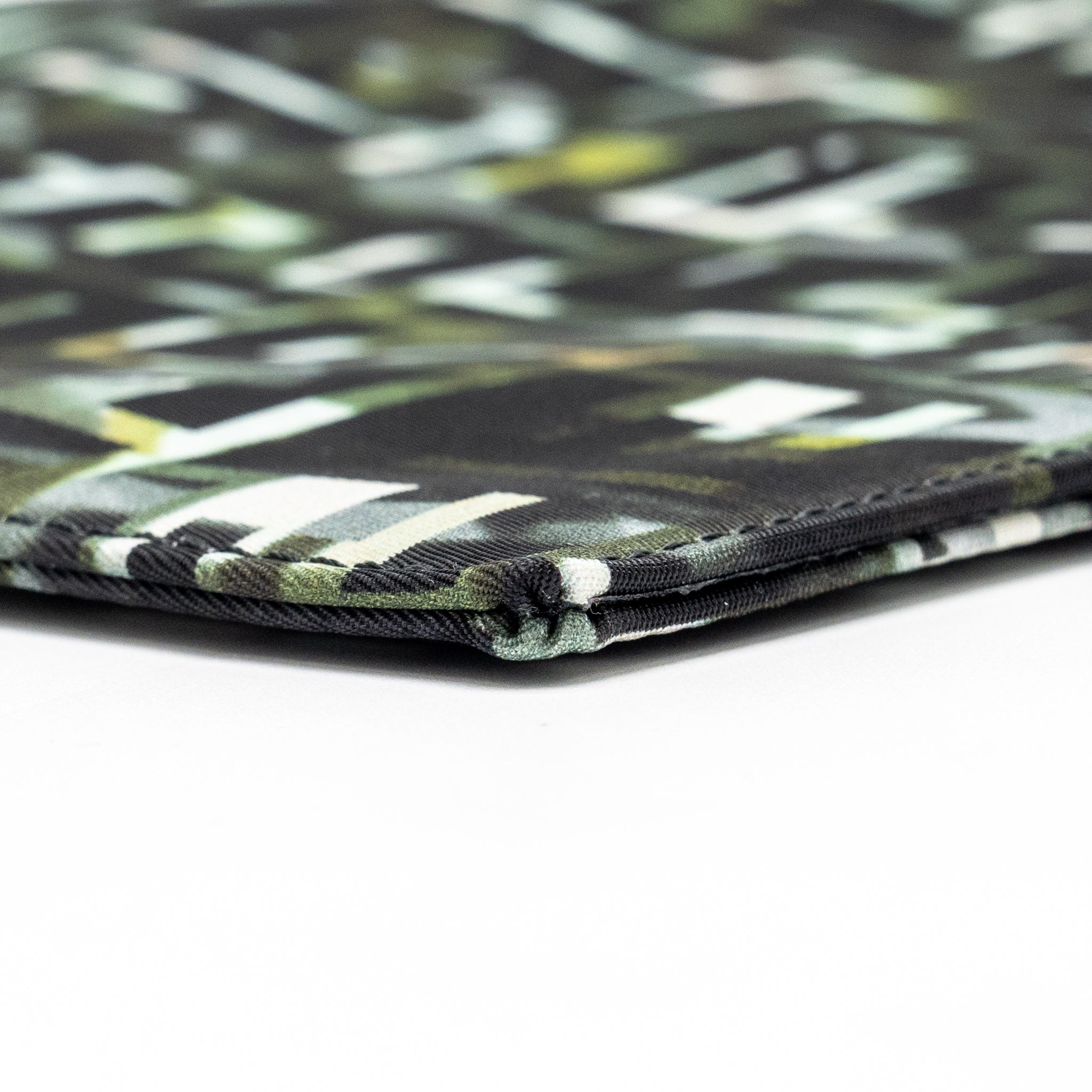 FENDI FF CAMOUFLAGE CLUTCH NYLON/LEATHER MULTICOLOUR SHW