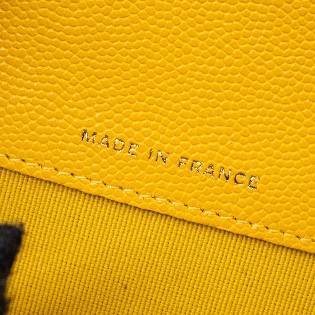 CHANEL 22A CLASSIC FLAP CARD HOLDER CAVIAR YELLOW GHW(MICROCHIP)