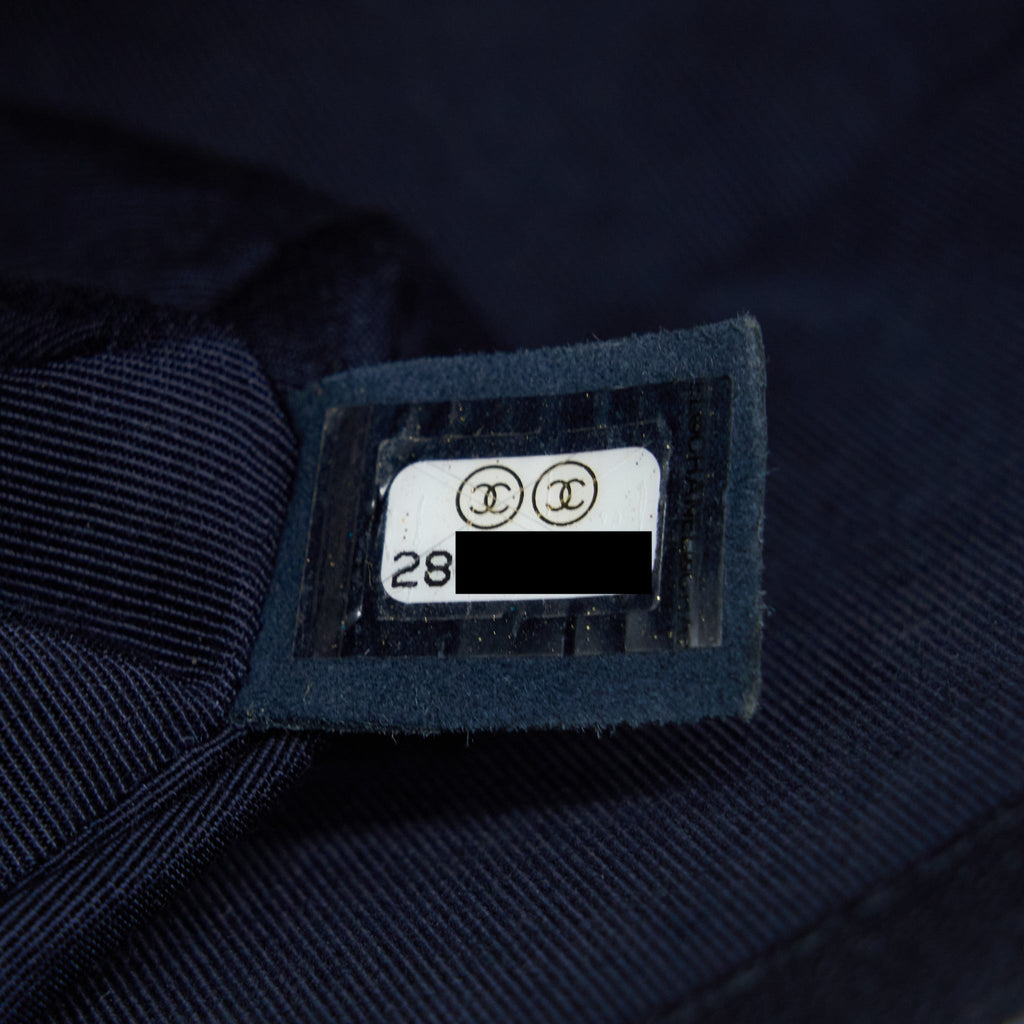 CHANEL MEDIUM BOY BAG GRAINED CALFSKIN DARK BLUE LGHW