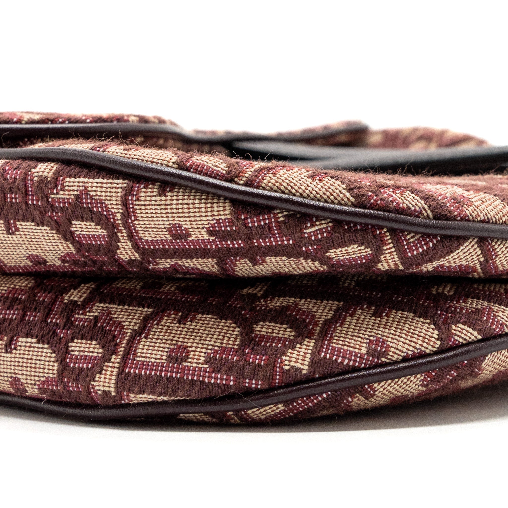 DIOR MEDIUM SADDLE BAG RED OBLIQUE EMBROIDERY GHW WITH AN EXTRA DIOR STRAP