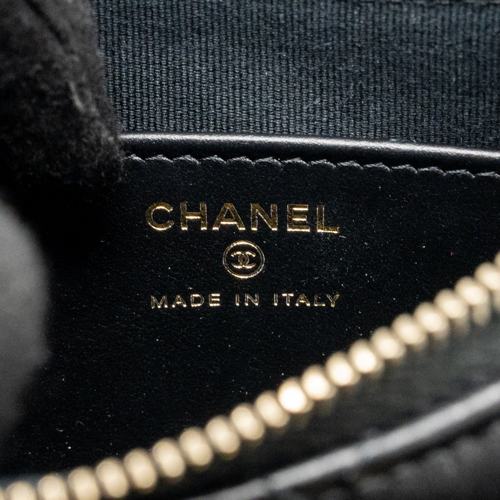 CHANEL 23K SMALL 19 HOBO SHOULDER BAG CALFSKIN BLACK GHW (MICROCHIP)