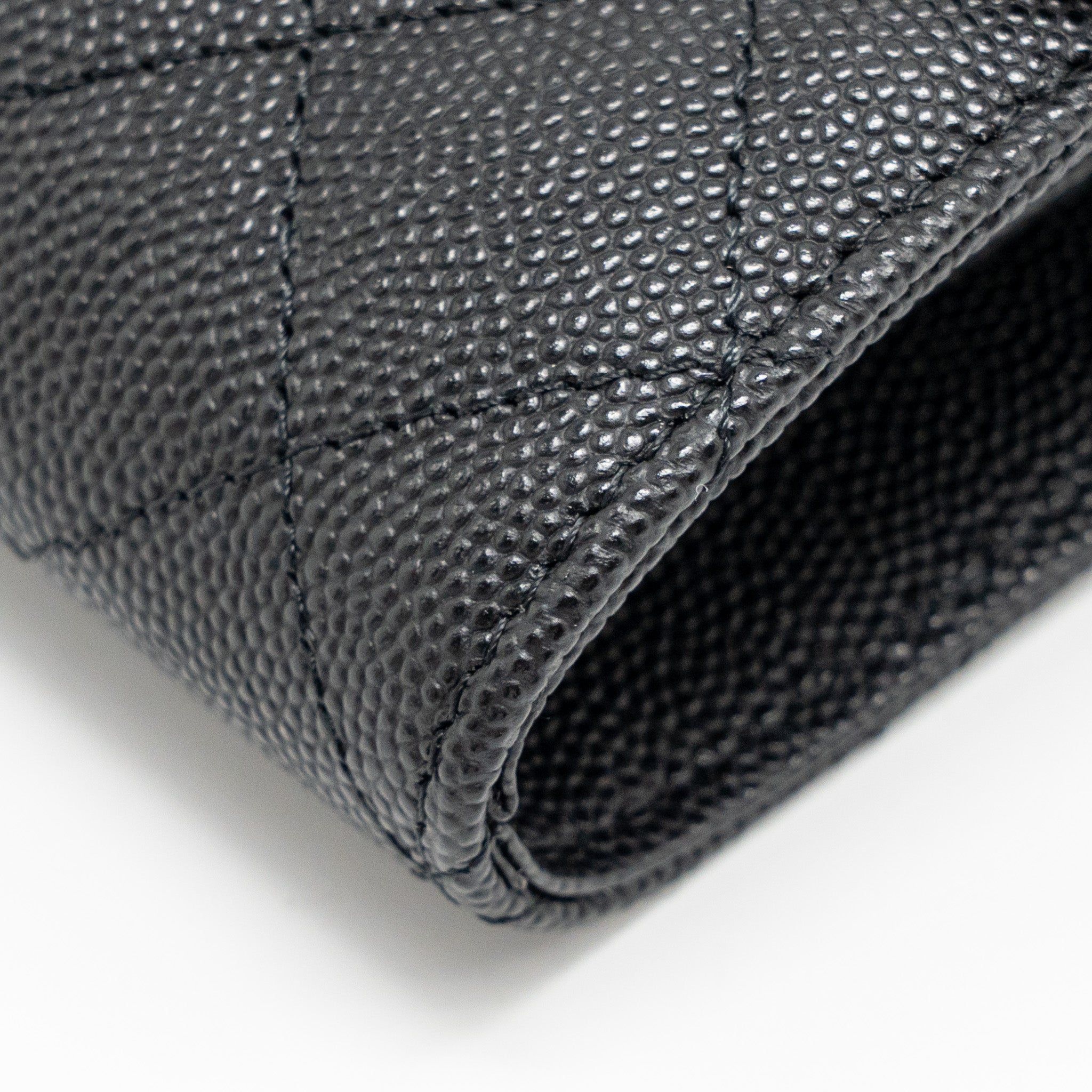 CHANEL 23P MINI CLUTCH WITH CHAIN CAVIAR BLACK LGHW (MICROCHIP)