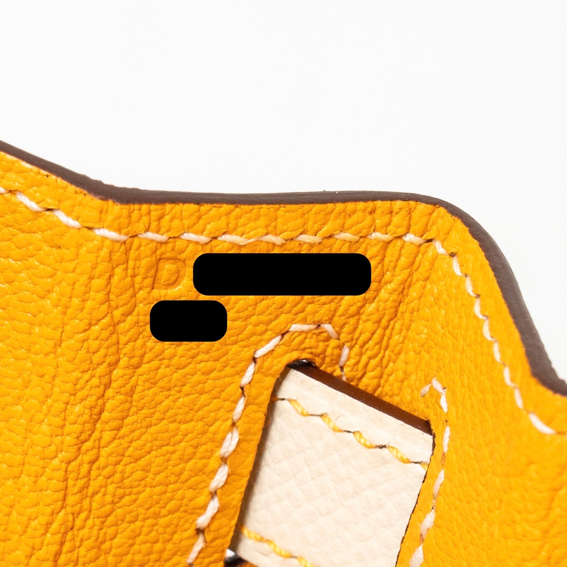 HERMES KELLY 28 SPECIAL ORDER EPSOM JAUNE D’OR/CRAIE BRUSHED GHW