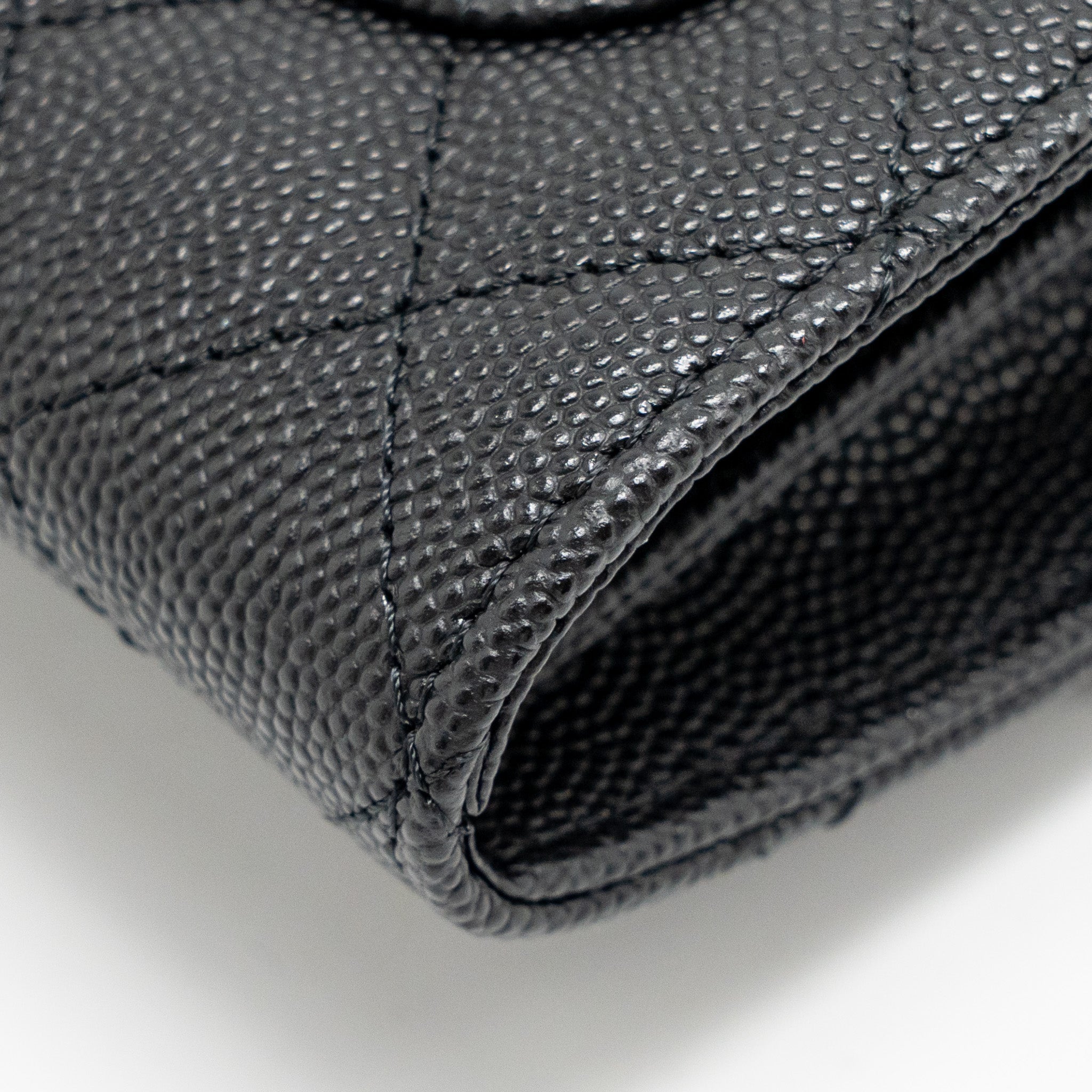CHANEL 23P MINI CLUTCH WITH CHAIN CAVIAR BLACK LGHW (MICROCHIP)