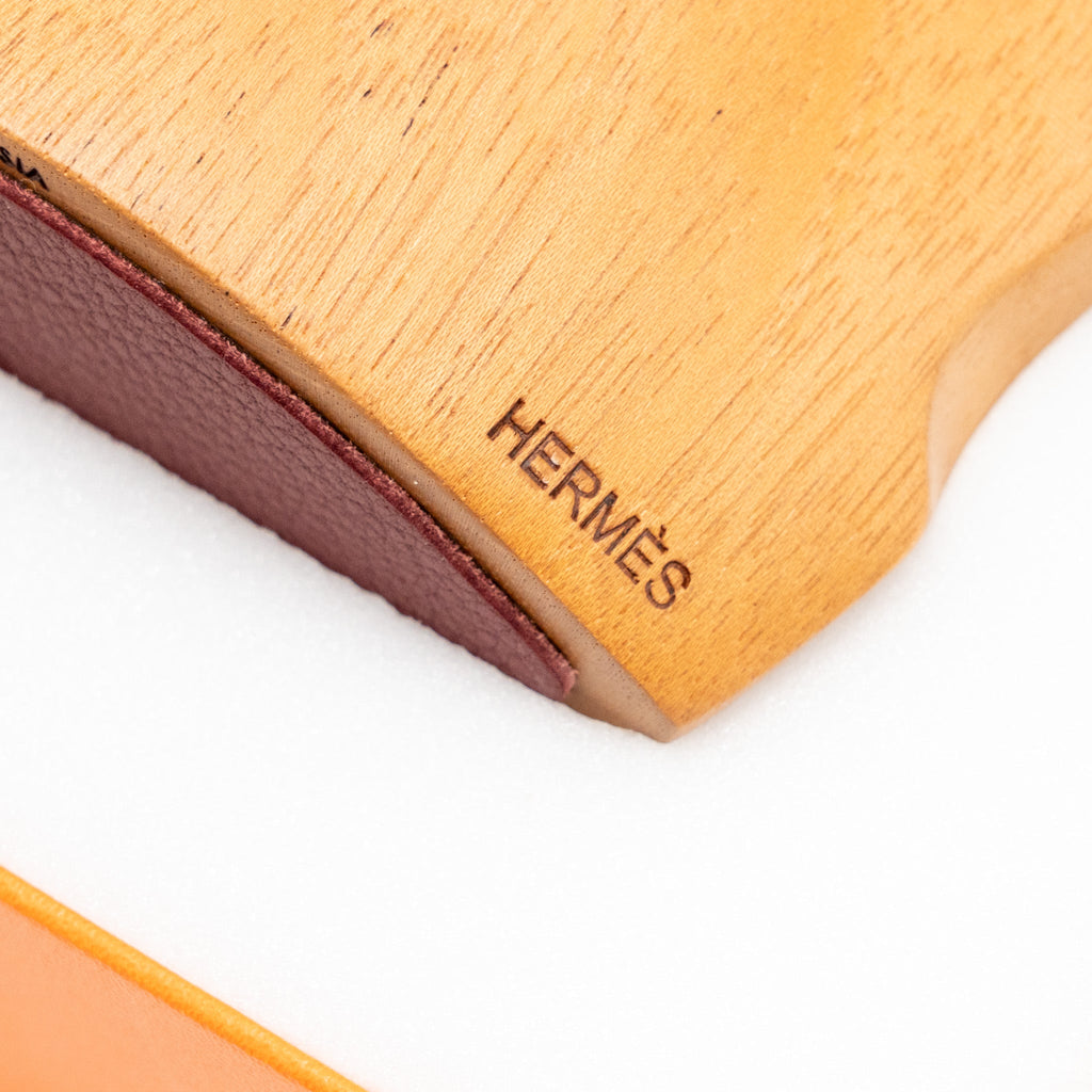 HERMES SAMARCANDE PAPERWEIGHT SOLID NATURAL MAHOGANY/SMOOTH TAURILLON LEATHER NATUREL