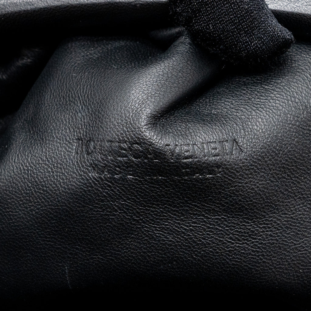BOTTEGA VENETA POUCH INTRECCIATO LEATHER CLUTCH LAMBSKIN BLACK