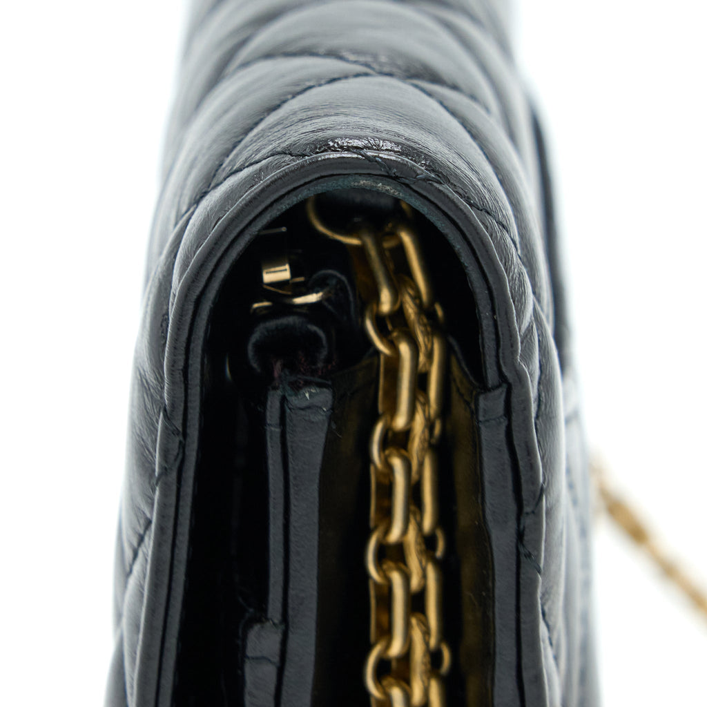 CHANEL 2.55 REISSUE WALLET ON CHAIN AGED CALFSKIN BLACK GHW(MICROCHIP)