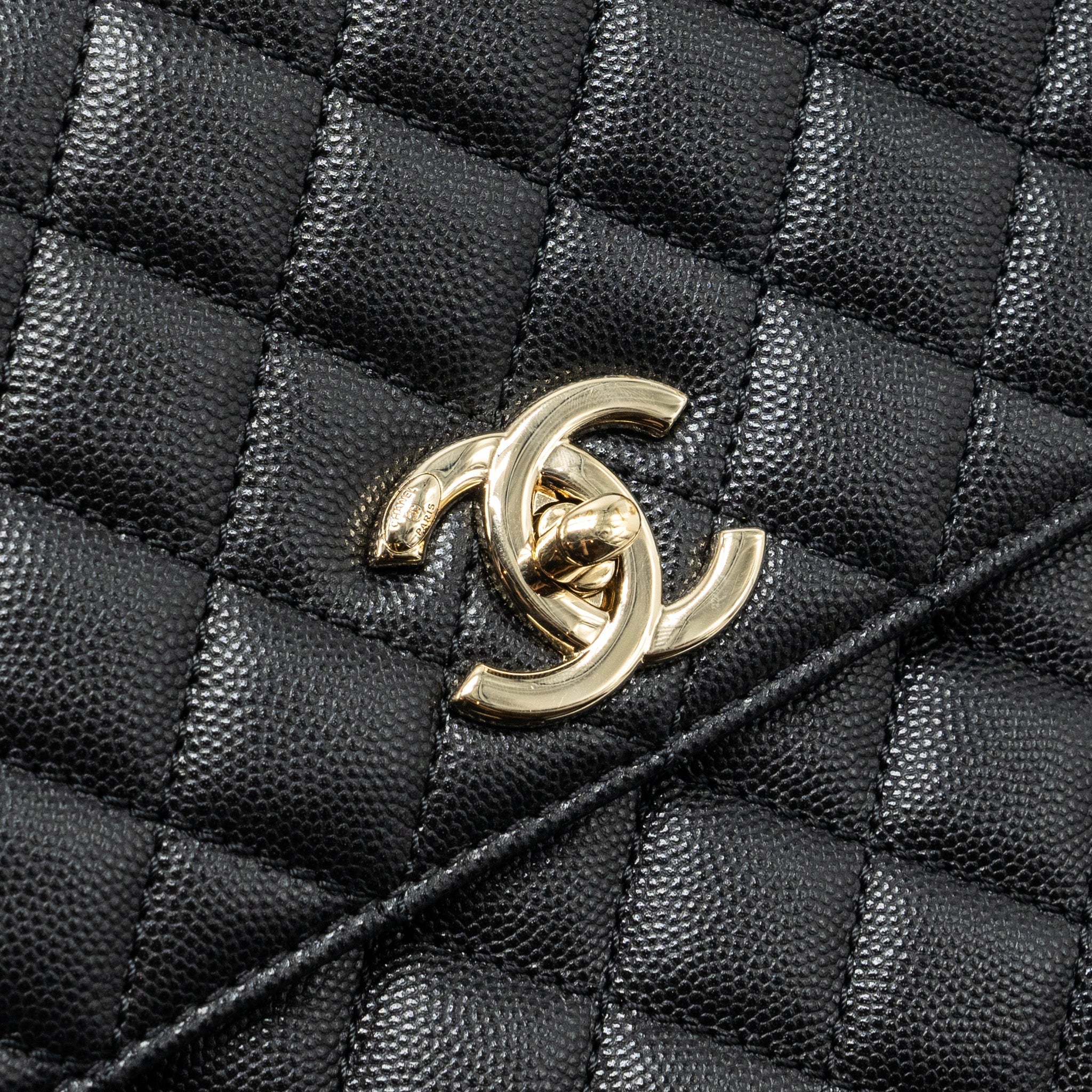 CHANEL LARGE COCO HANDLE CAVIAR BLACK LGHW (MICROCHIP)