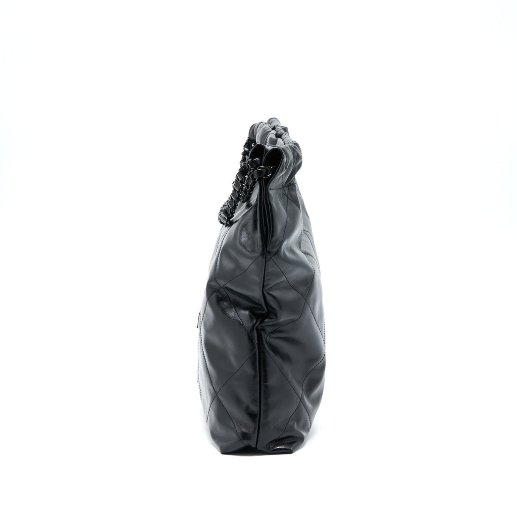 CHANEL MEDIUM 22 BAG SHINY CALFSKIN SO BLACK WITH BLACK HARDWARE (MICROCHIP)