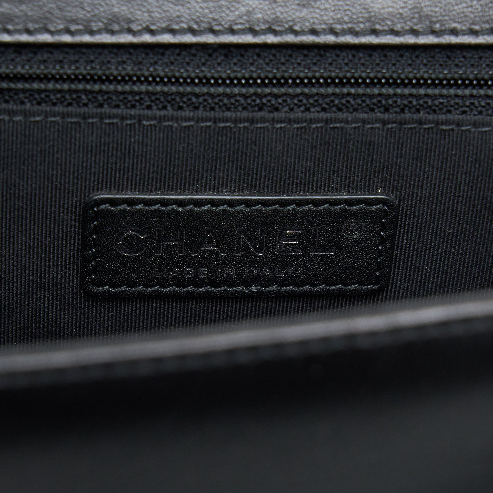 CHANEL MEDIUM BOY BAG LAMBSKIN BLACK RUTHENIUM SHW