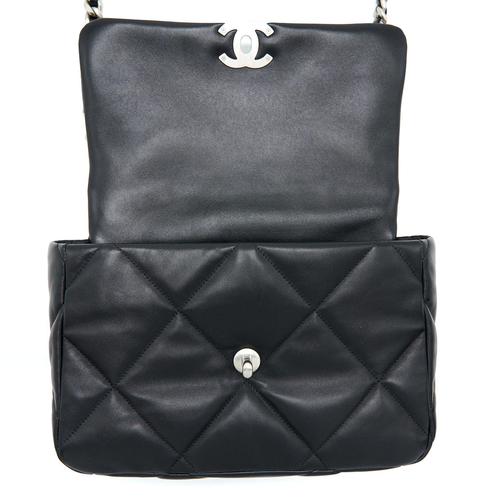 CHANEL MEDIUM 19 BAG GOATSKIN BLACK MULTICOLOUR HARDWARE (MICROCHIP)