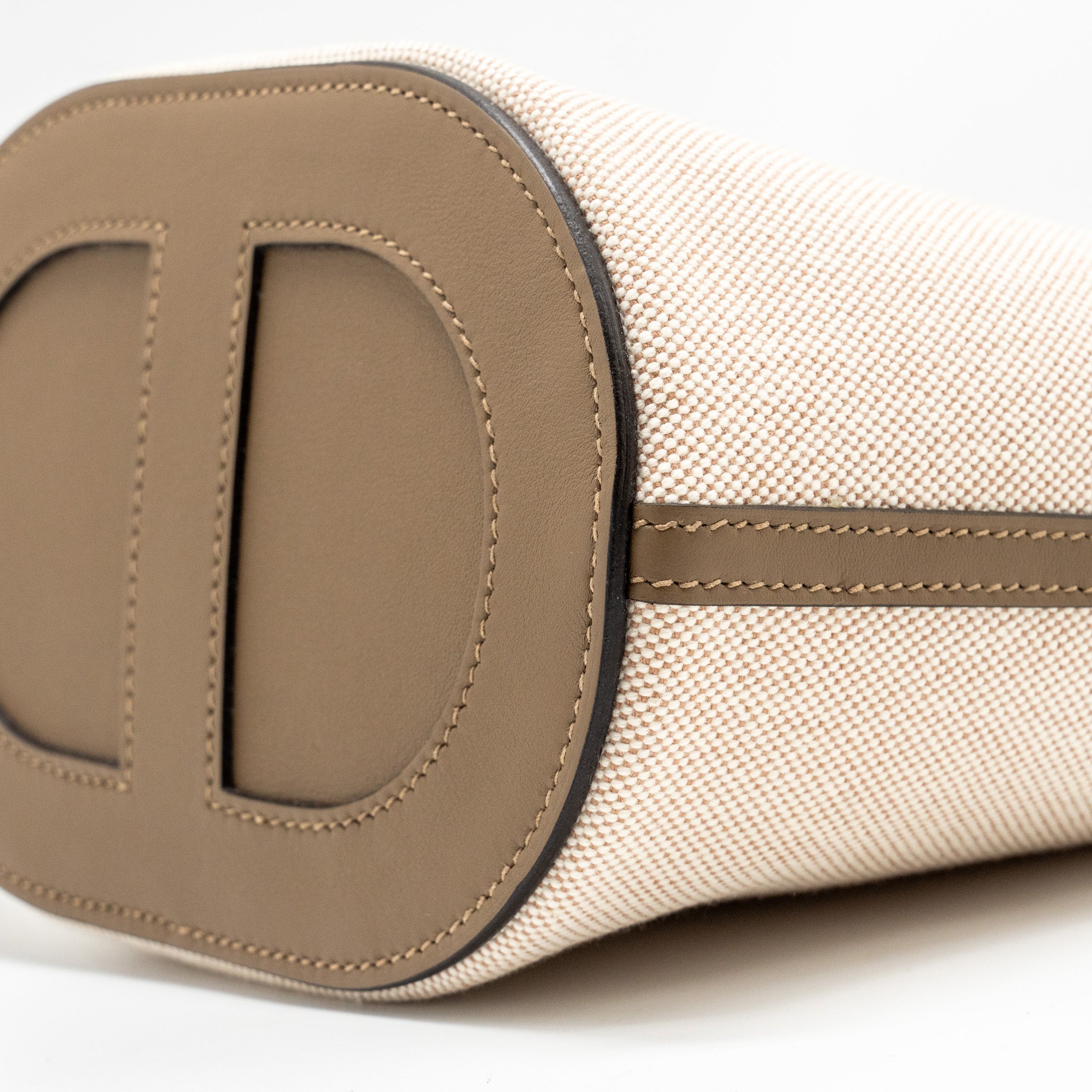 HERMES IN-THE-LOOP 18 BAG CANVAS / SWIFT ECRU-BEIGE/ BEIGE DE WEIMAR SHW