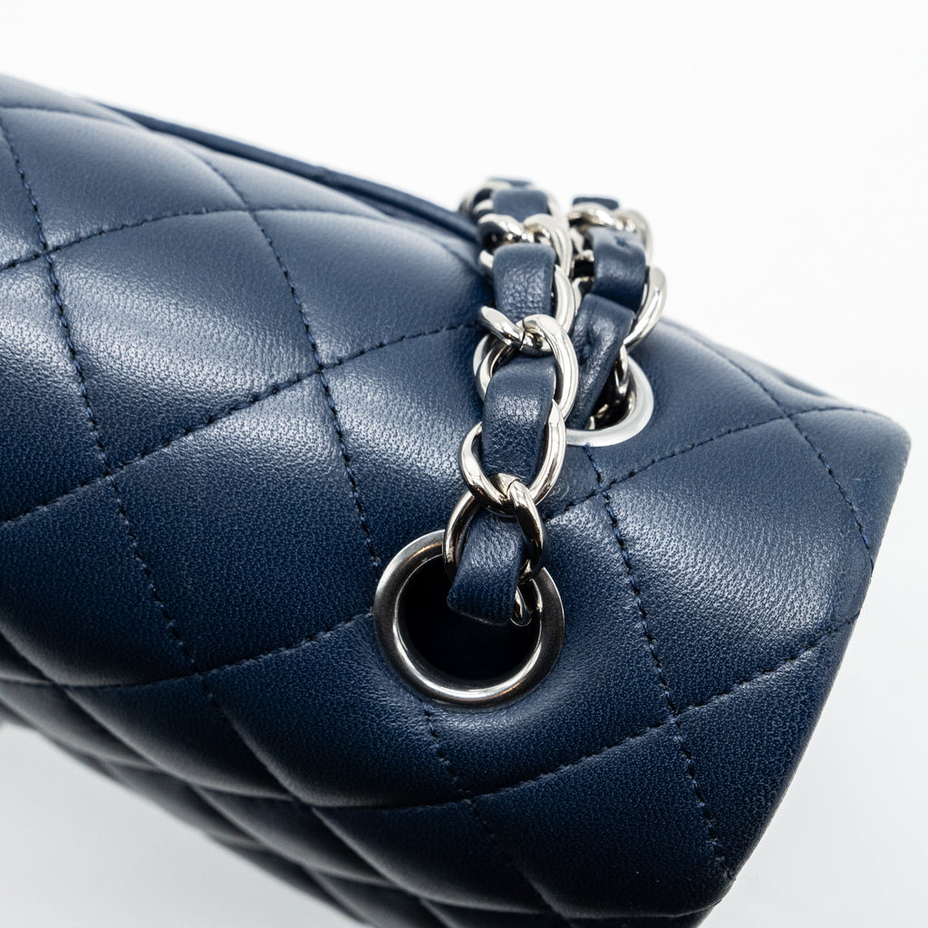 CHANEL MEDIUM CLASSIC DOUBLE FLAP BAG LAMBSKIN DARK BLUE SHW