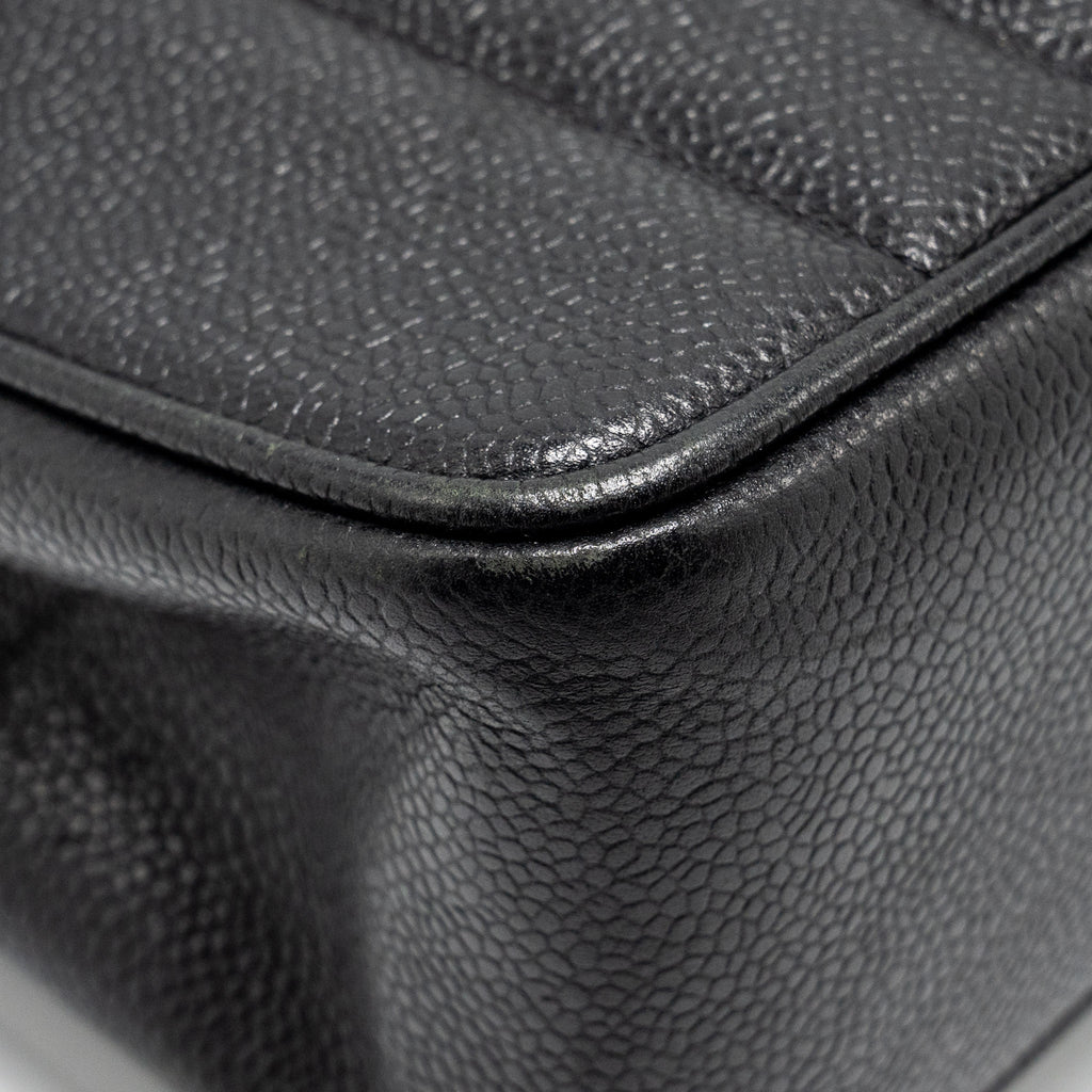 CHANEL VINTAGE VERTICAL JUMBO FLAP BAG CAVIAR BLACK GHW