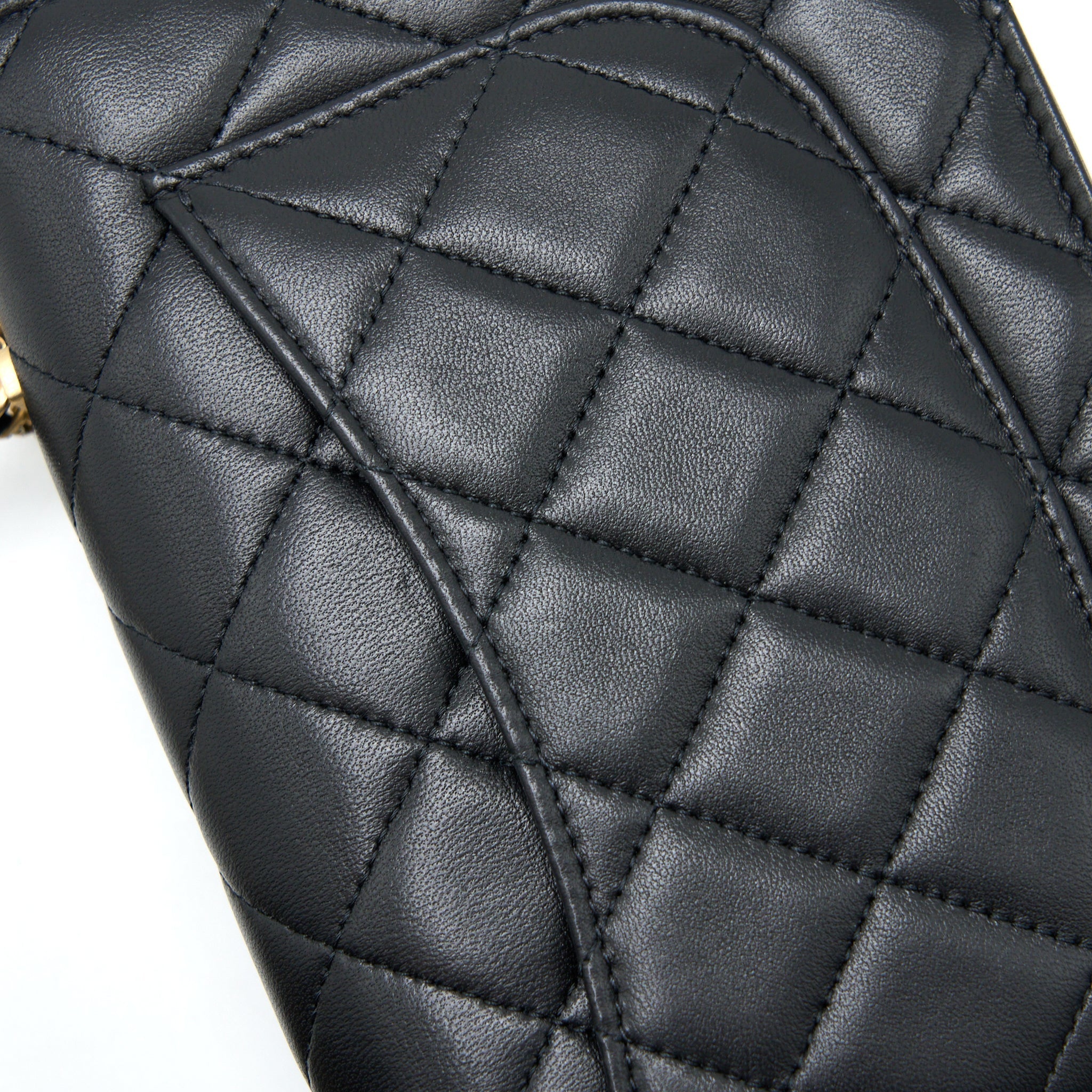 CHANEL TOP HANDLE WALLET ON CHAIN LAMBSKIN BLACK BRUSHED GHW (MICROCHIP)