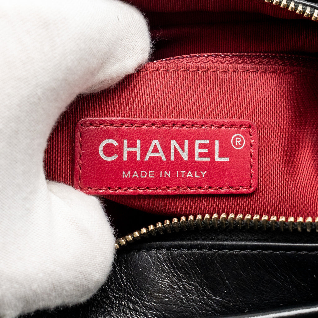 CHANEL SMALL GABRIELLE HOBO BAG AGED CALFSKIN BLACK MULTICOLOURED HARDWARE