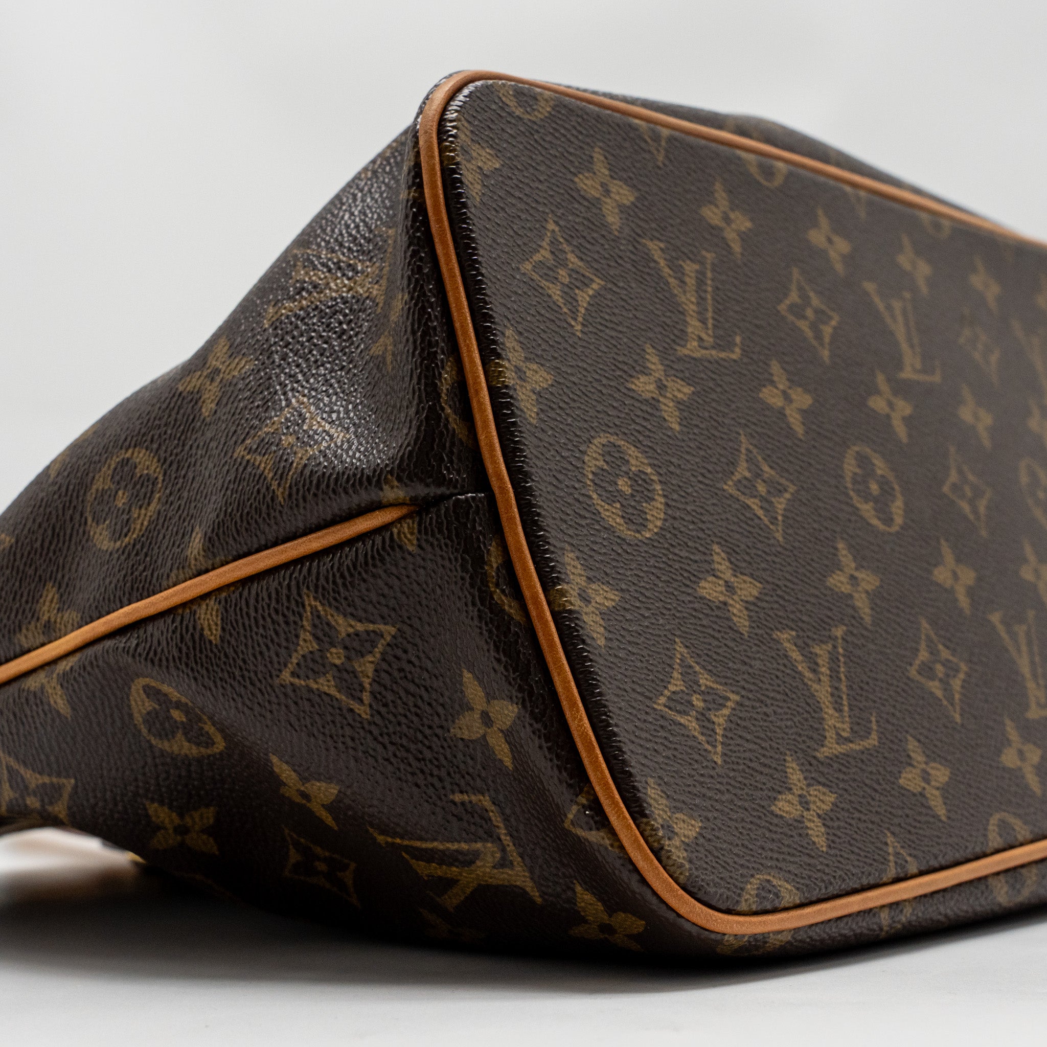LOUIS VUITTON PALERMO PM MONOGRAM CANVAS GHW