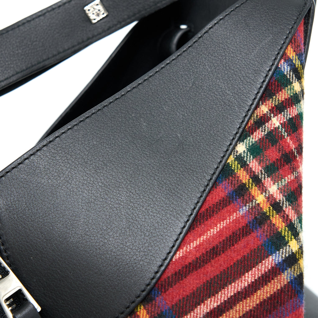 LOEWE HAMMOCK TARTAN BAG BLACK/RED TARTAN CALF/TEXTILE SHW