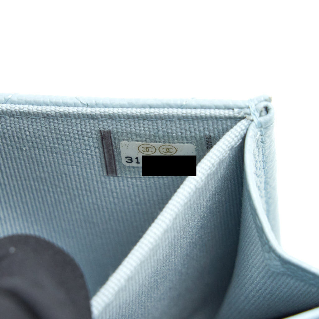 CHANEL 22P FLAP DOUBLE CARD HOLDER CAVIAR LIGHT BLUE LGHW