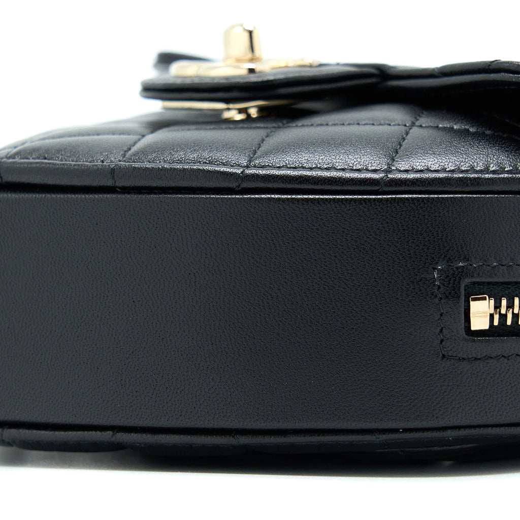 CHANEL 22S SMALL HEART BAG LAMBSKIN BLACK LGHW
