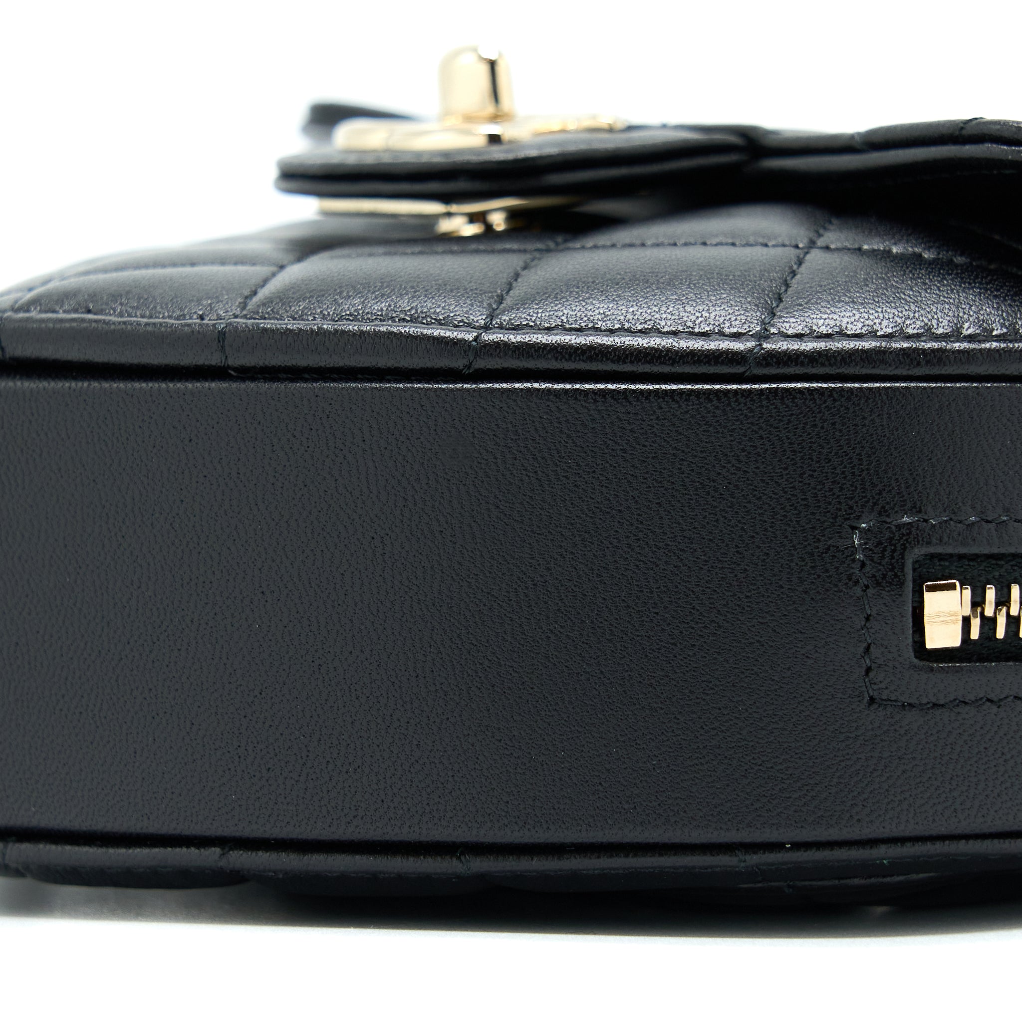 CHANEL 22S SMALL HEART BAG LAMBSKIN BLACK LGHW