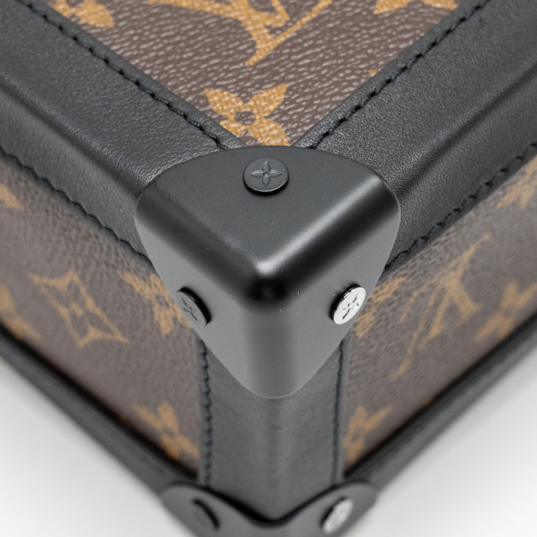 LOUIS VUITTON SOLAR RAY SOFT TRUNK LIMITED EDITION MONOGRAM CANVAS BLACK HARDWARE