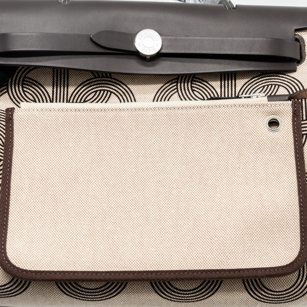 HERMES HERBAG 31 ZIP BAG TOILE H PLUME HUNTER/ CANVAS EBENE/ ECRU/ BEIGE/ EBENE SHW