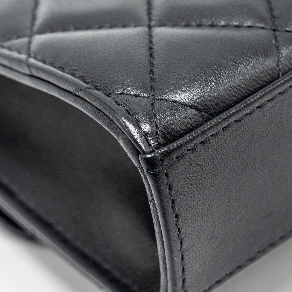 CHANEL 22B TOP HANDLE MINI FLAP CLUTCH LAMBSKIN BLACK GHW (MICROCHIP)