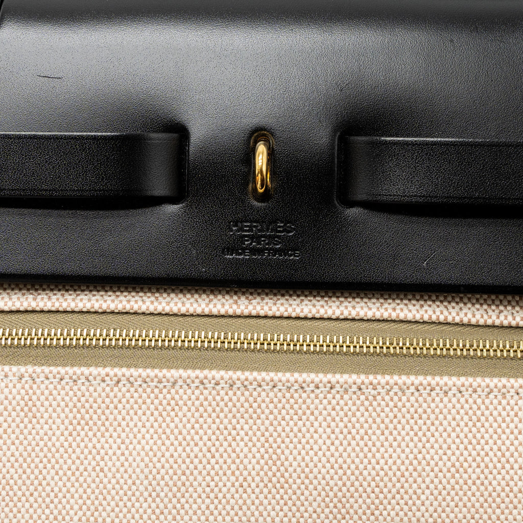 HERMES HERBAG 31 ZIP BAG TOLIE H BERLINE CANVAS/VACHE HUNTER LICHEN/ECRU-BEIGE/BLACK GHW