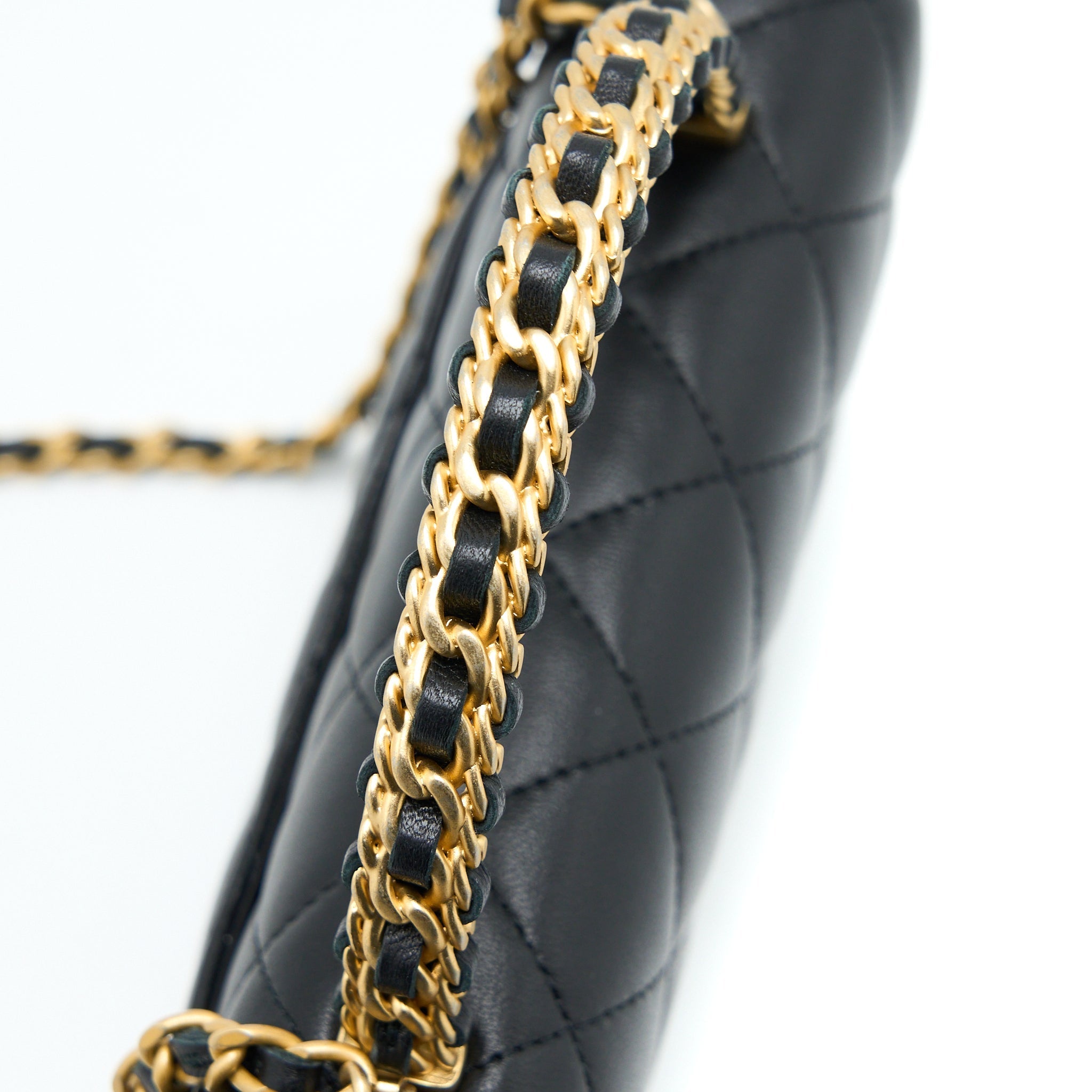 CHANEL DETAILED TOP HANDLE WALLET ON CHAIN LAMBSKIN BLACK GHW (MICROCHIP)