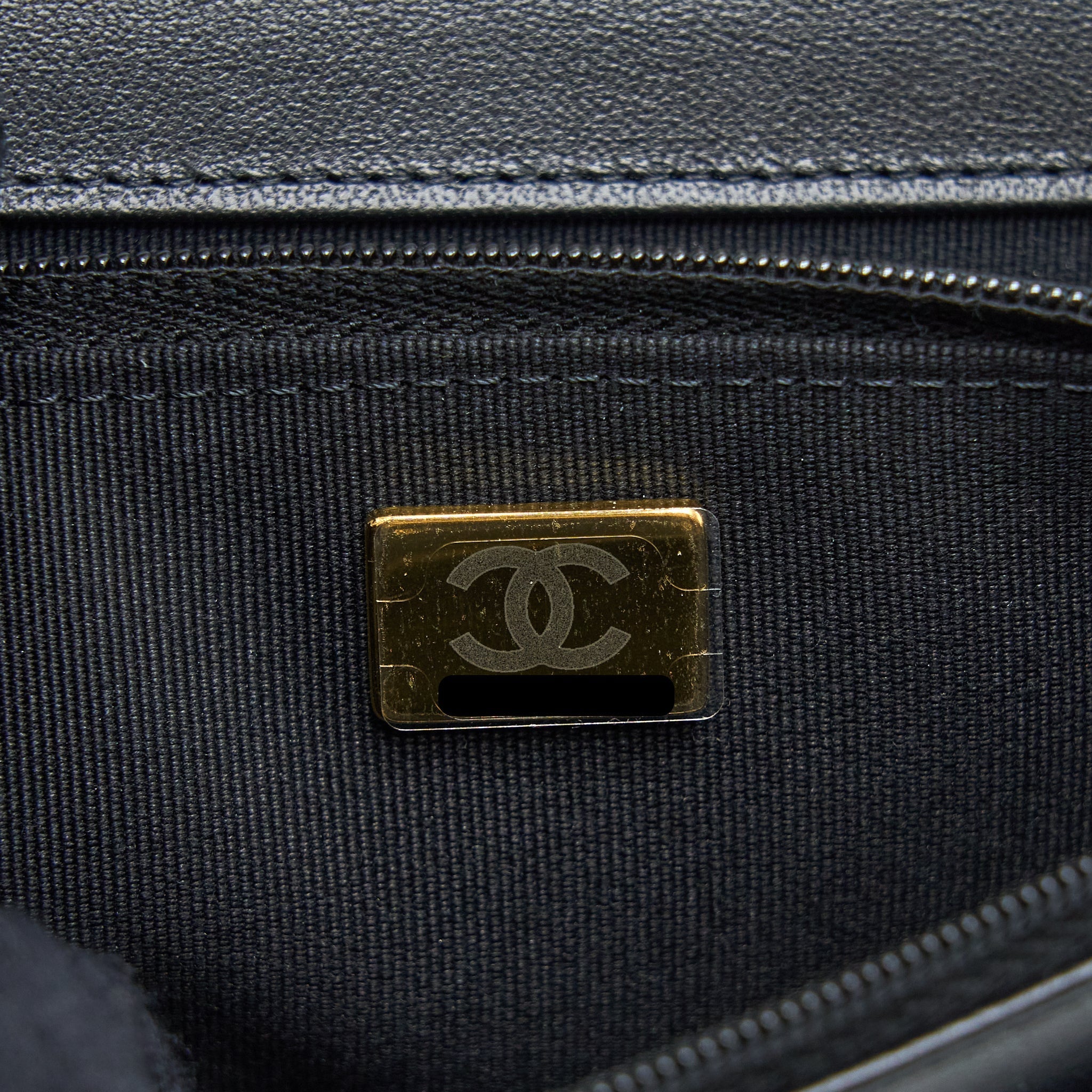 CHANEL DETAILED TOP HANDLE WALLET ON CHAIN LAMBSKIN BLACK GHW (MICROCHIP)