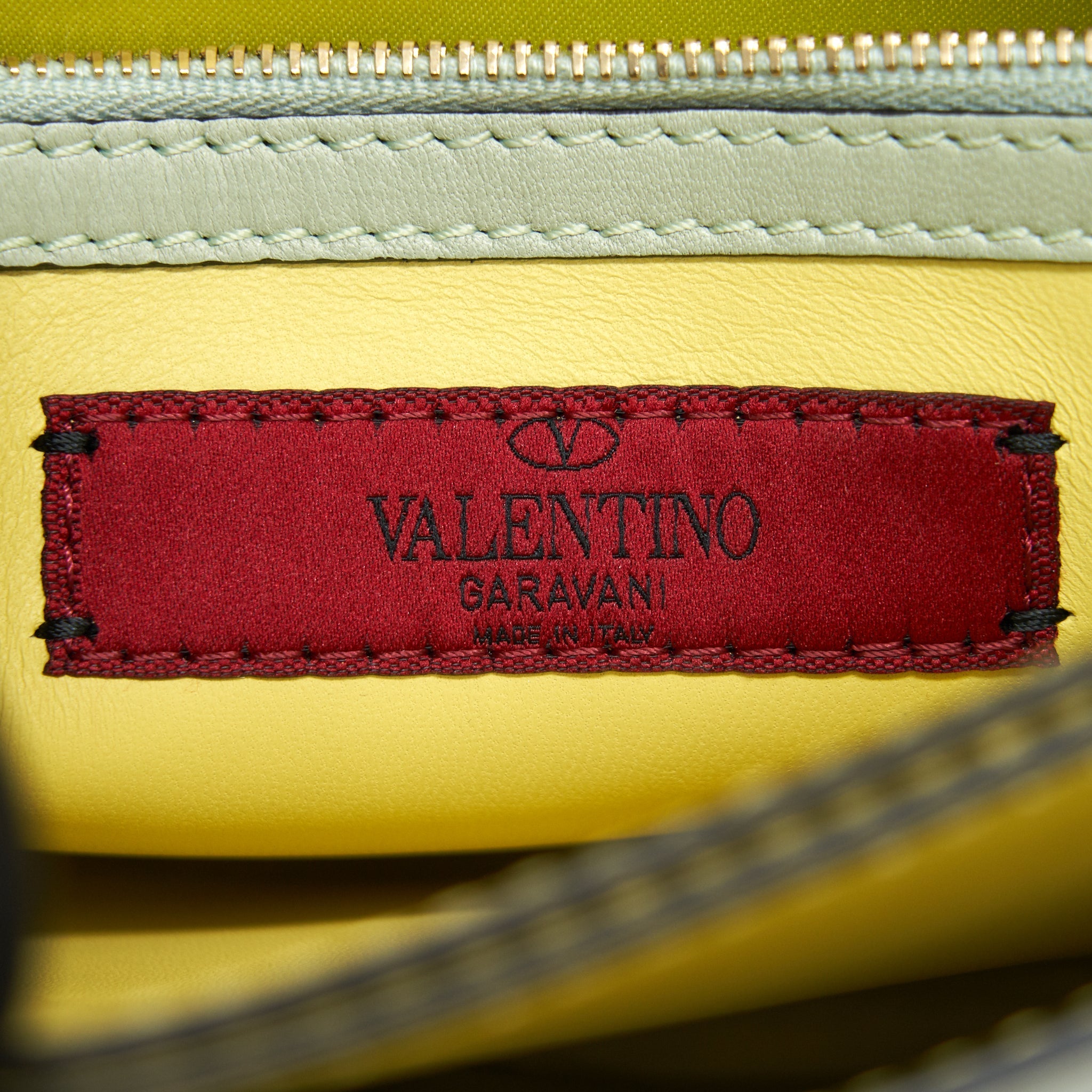 VALENTINO GARAVANI ROCKSTUD LEATHER CLUTCH BAG MULTICOLORED
