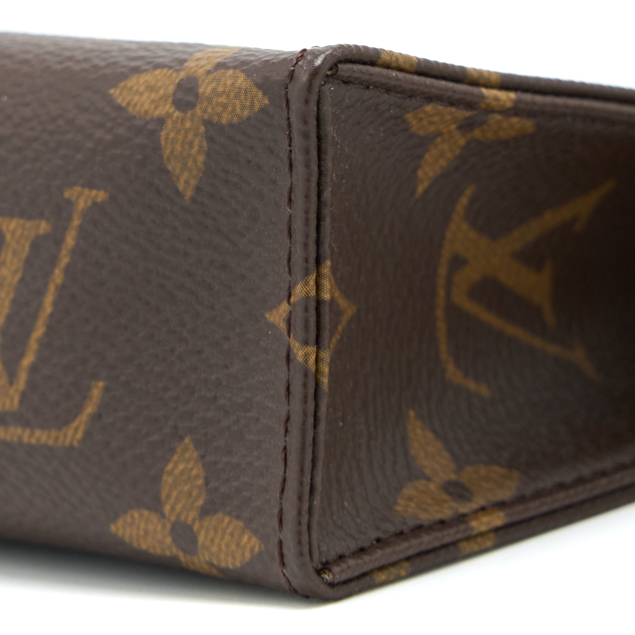 LOUIS VUITTON TOILETRY POCHETTE 15 MONOGRAM CANVAS GHW