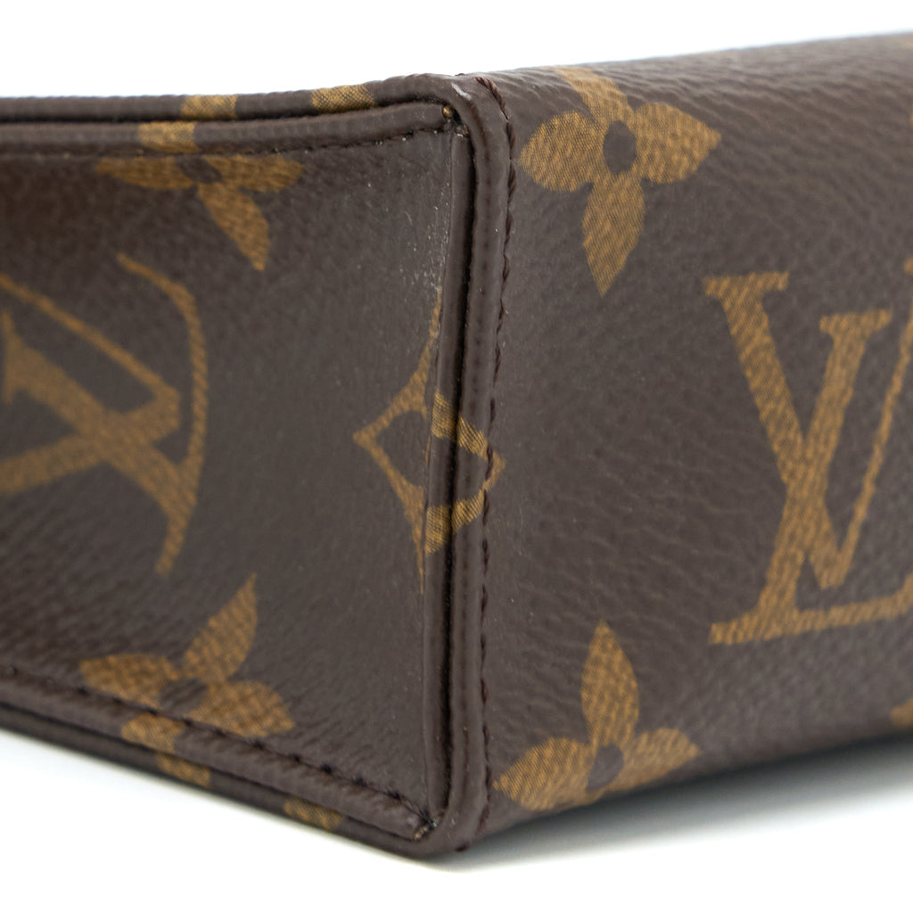 LOUIS VUITTON TOILETRY POCHETTE 15 MONOGRAM CANVAS GHW