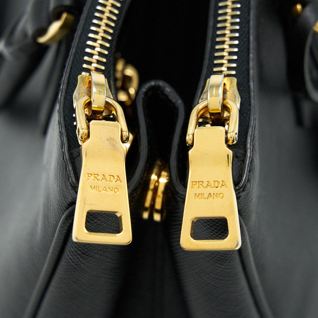 PRADA SMALL SAFFIANO LEATHER TOTE BAG BLACK GHW