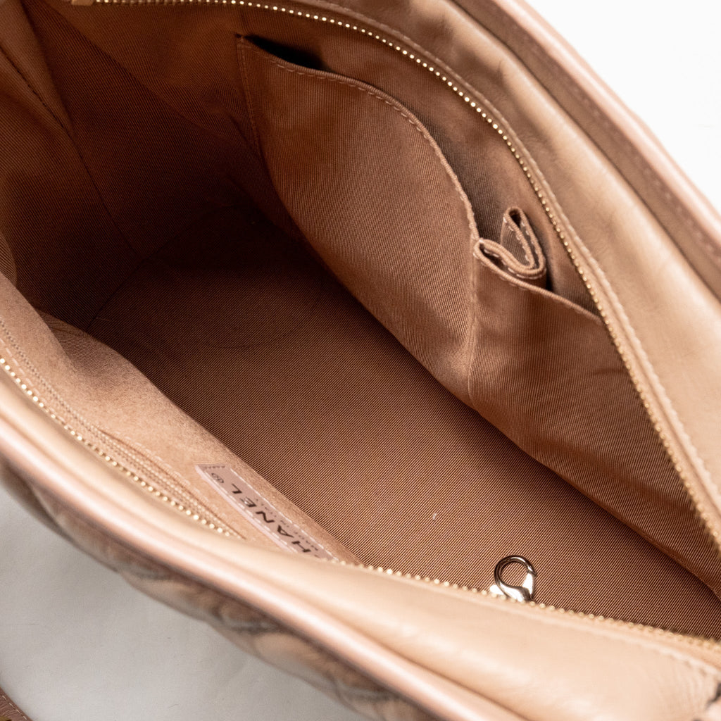 CHANEL CHEVRON GABRIELLE HOBO BAG CALFSKIN PINK BEIGE MULTICOLOUR HARDWARE