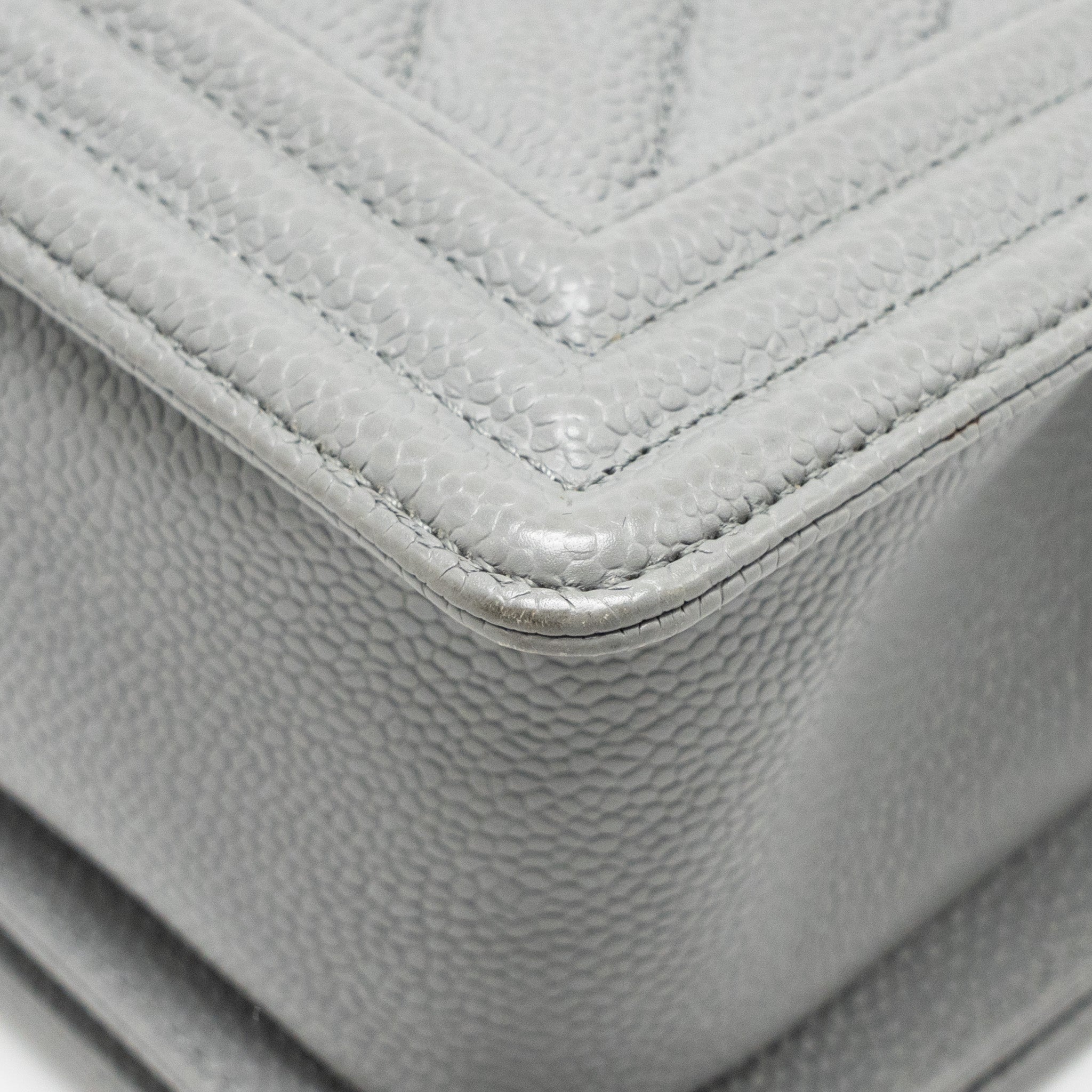 CHANEL MEDIUM BOY BAG CHEVRON CAVIAR GREY RUTHENIUM SILVER HARDWARE